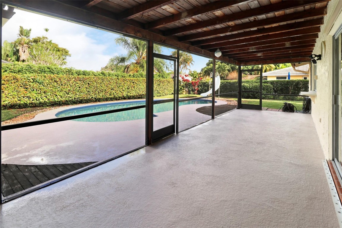 8517 Shadow Wood Boulevard, Coral Springs