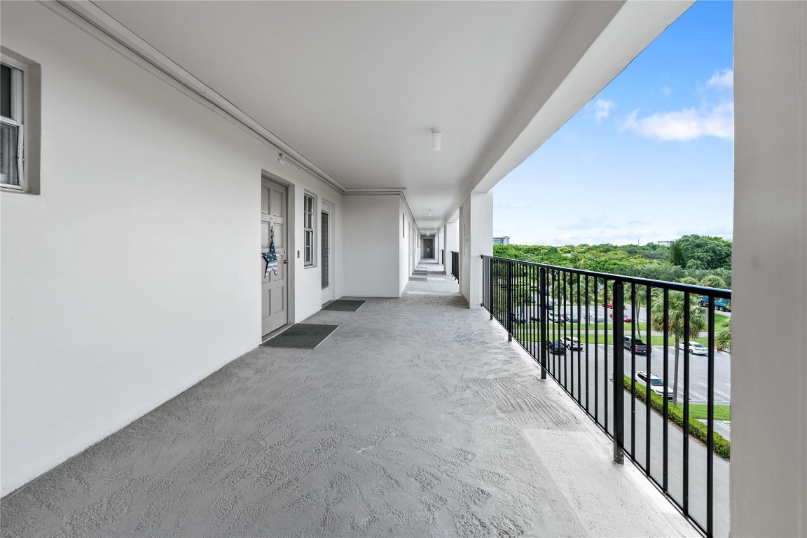 3150 N Palm Aire Dr 602