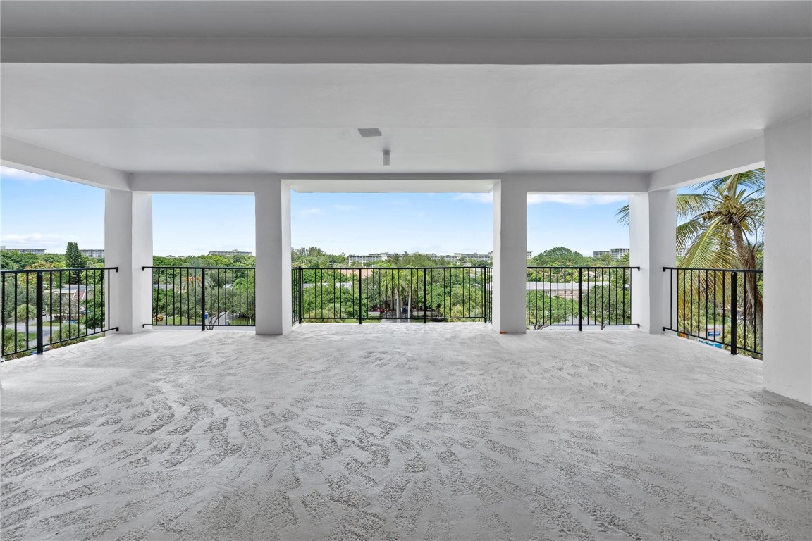 3150 N Palm Aire Dr 602