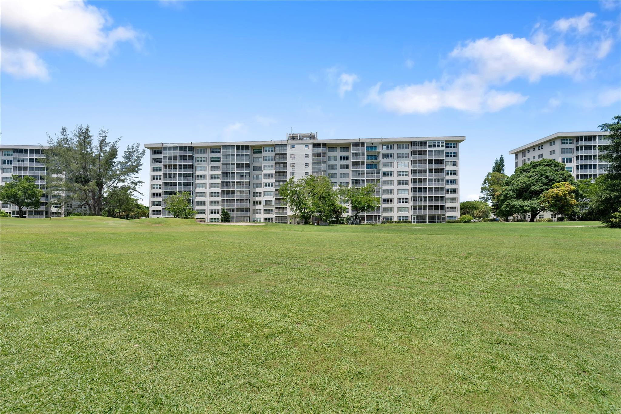 3150 N Palm Aire Dr 602