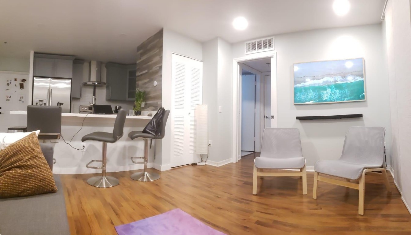 410 S Park Road 210, Hollywood Unit: 210