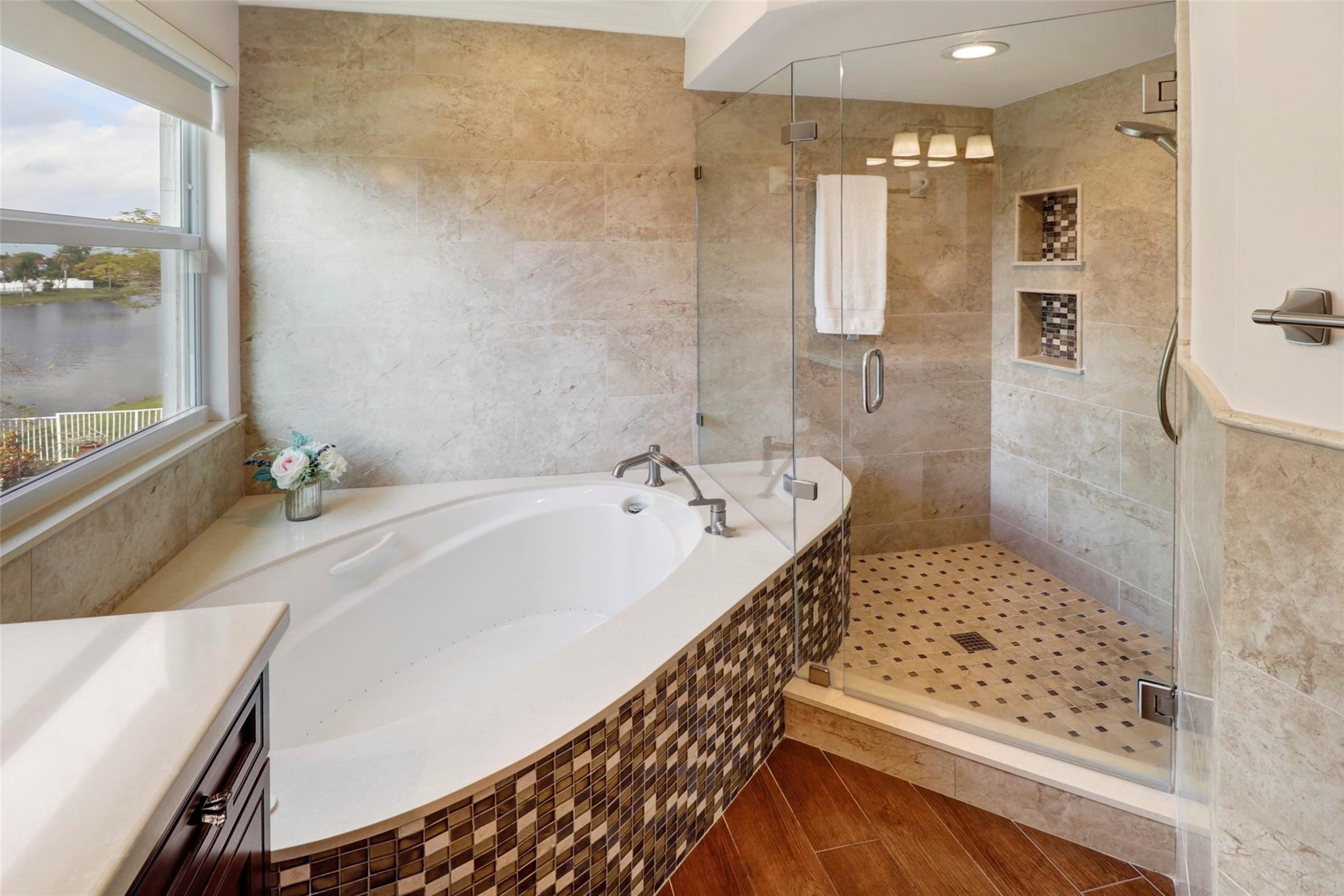 3043 Woodlands Drive