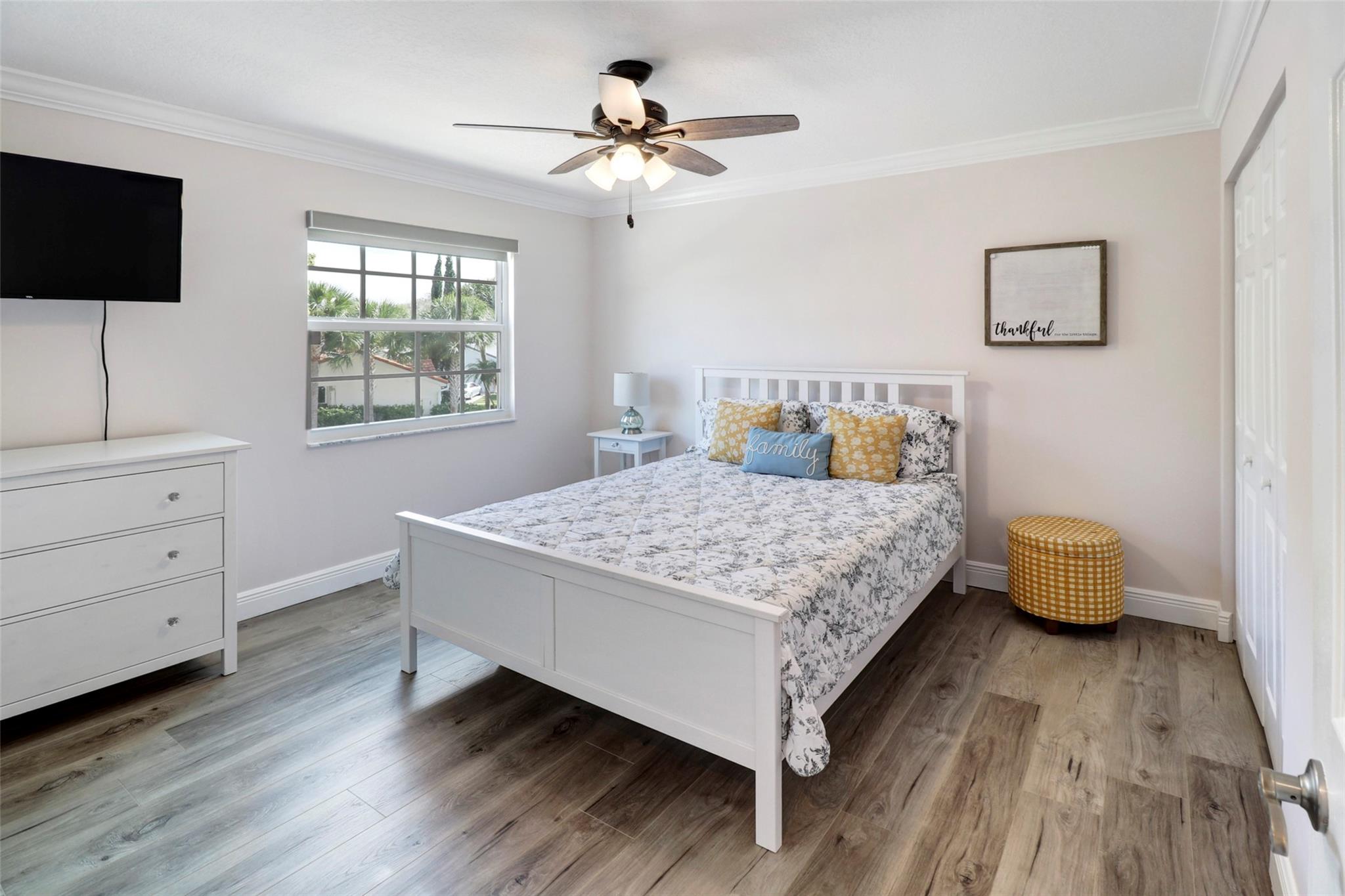 3043 Woodlands Drive