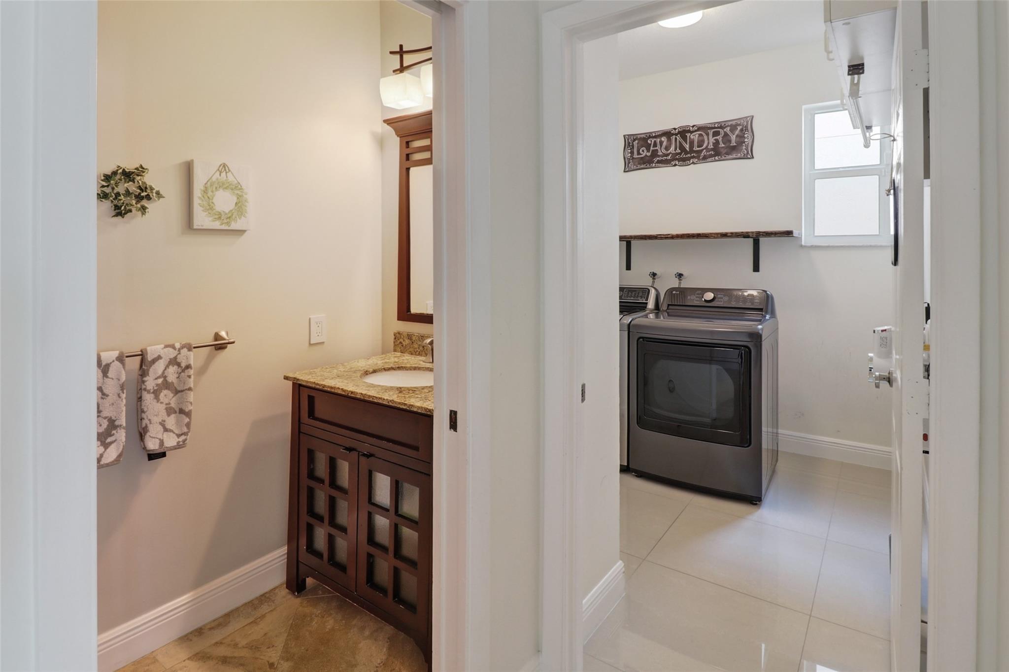 3043 Woodlands Drive