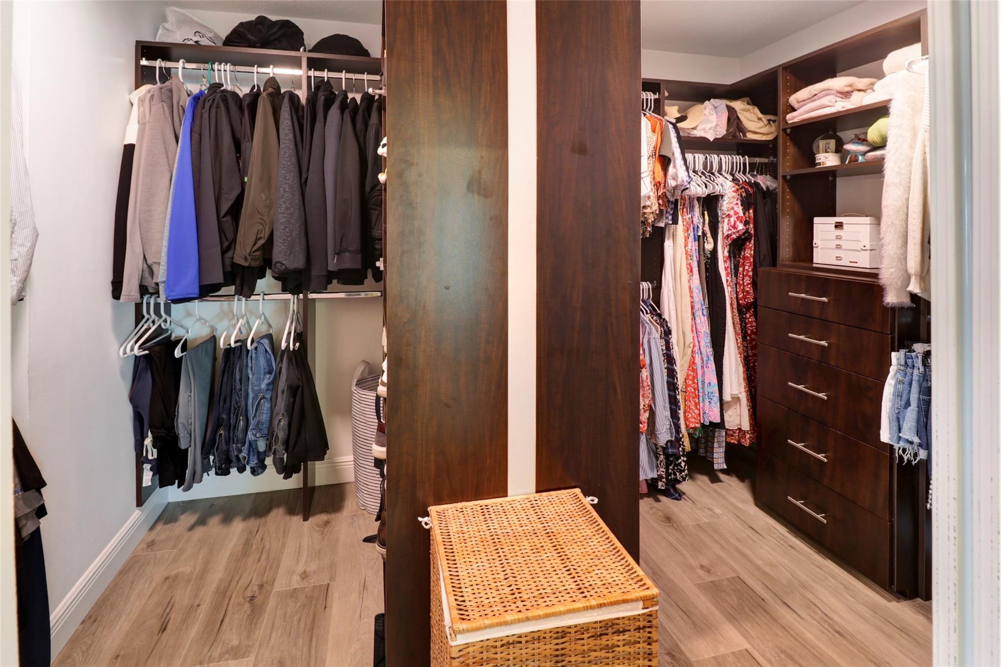 3043 Woodlands Drive