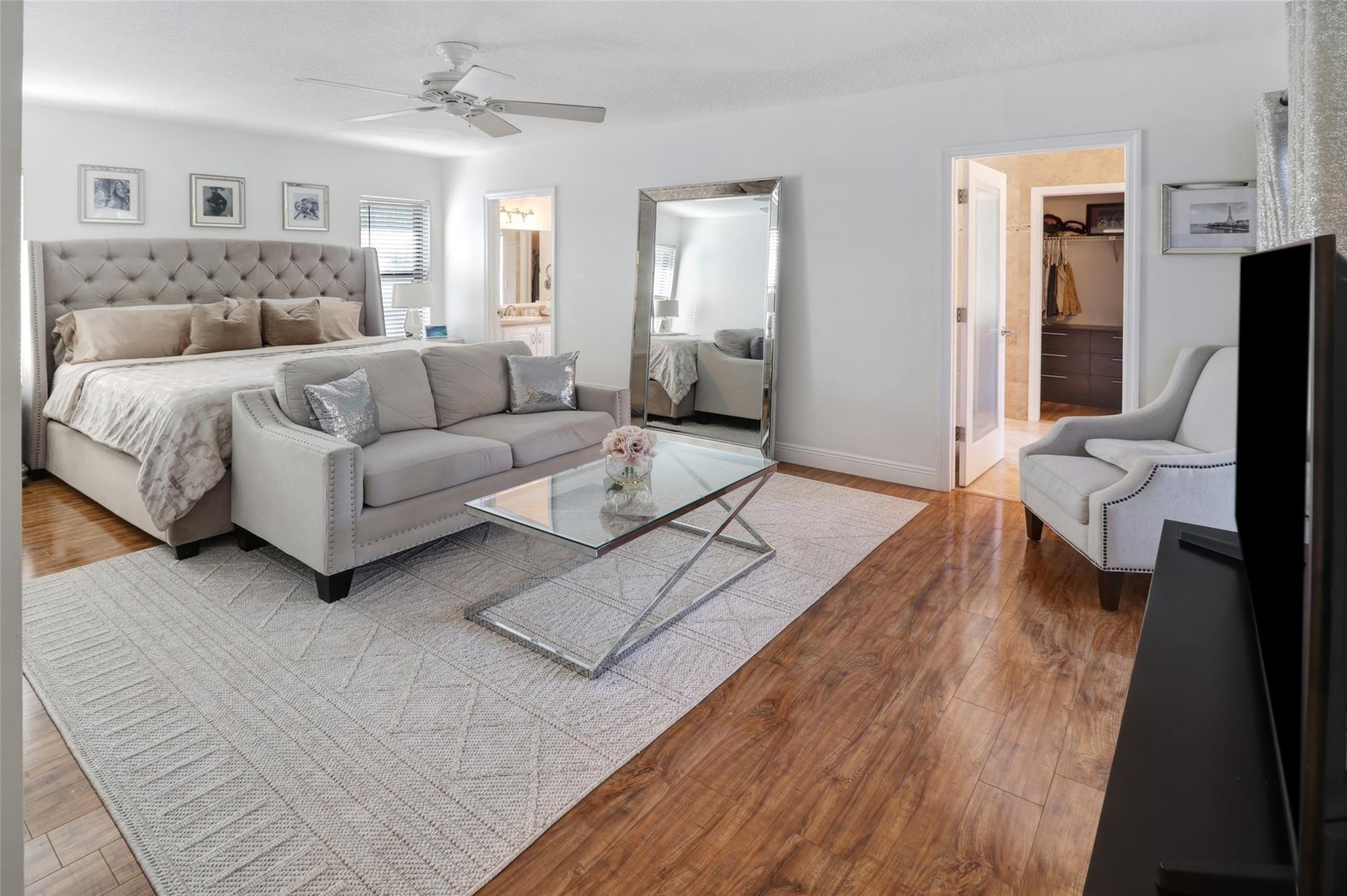 332 NW 107th Ave