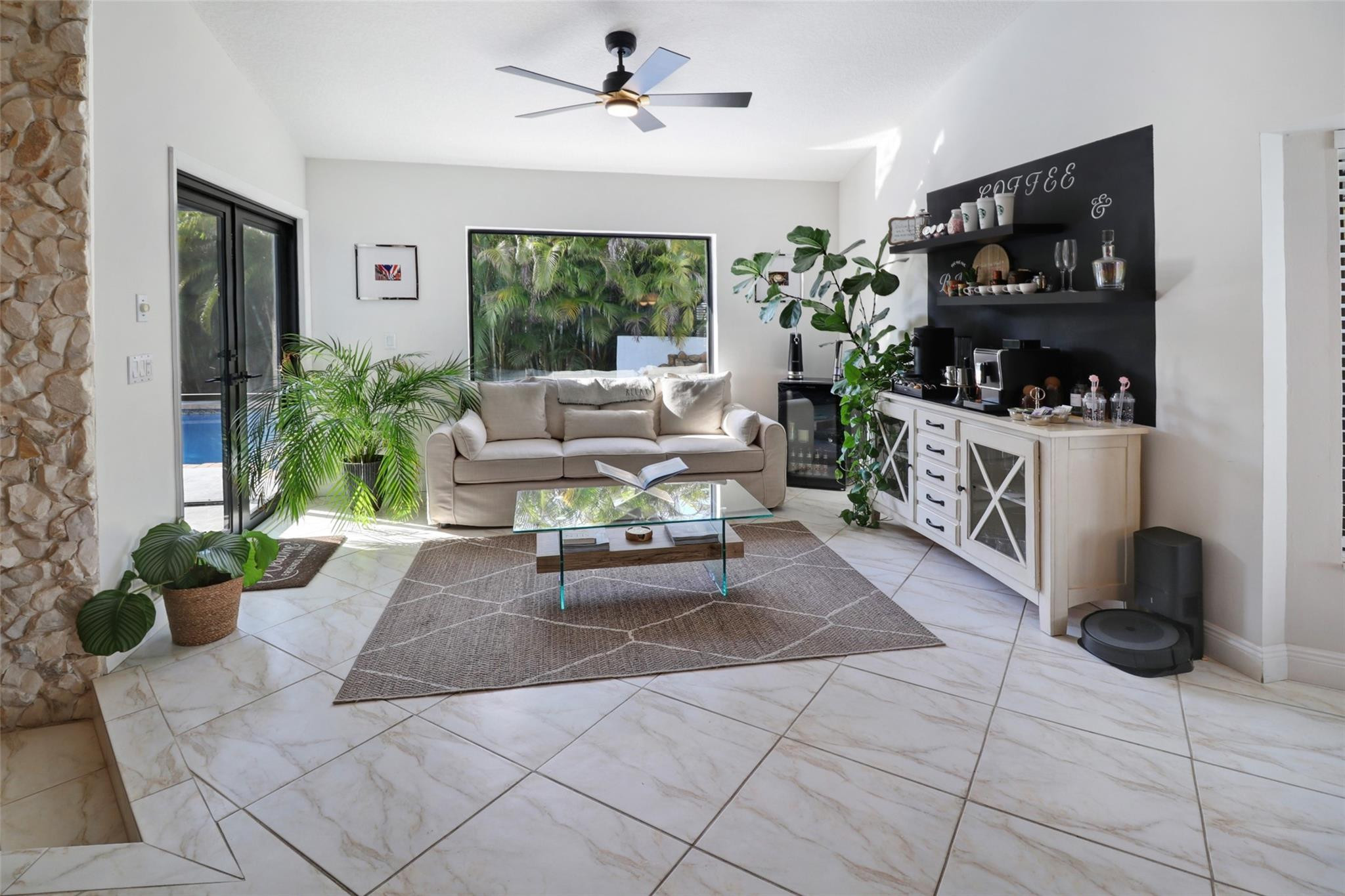 332 NW 107th Ave