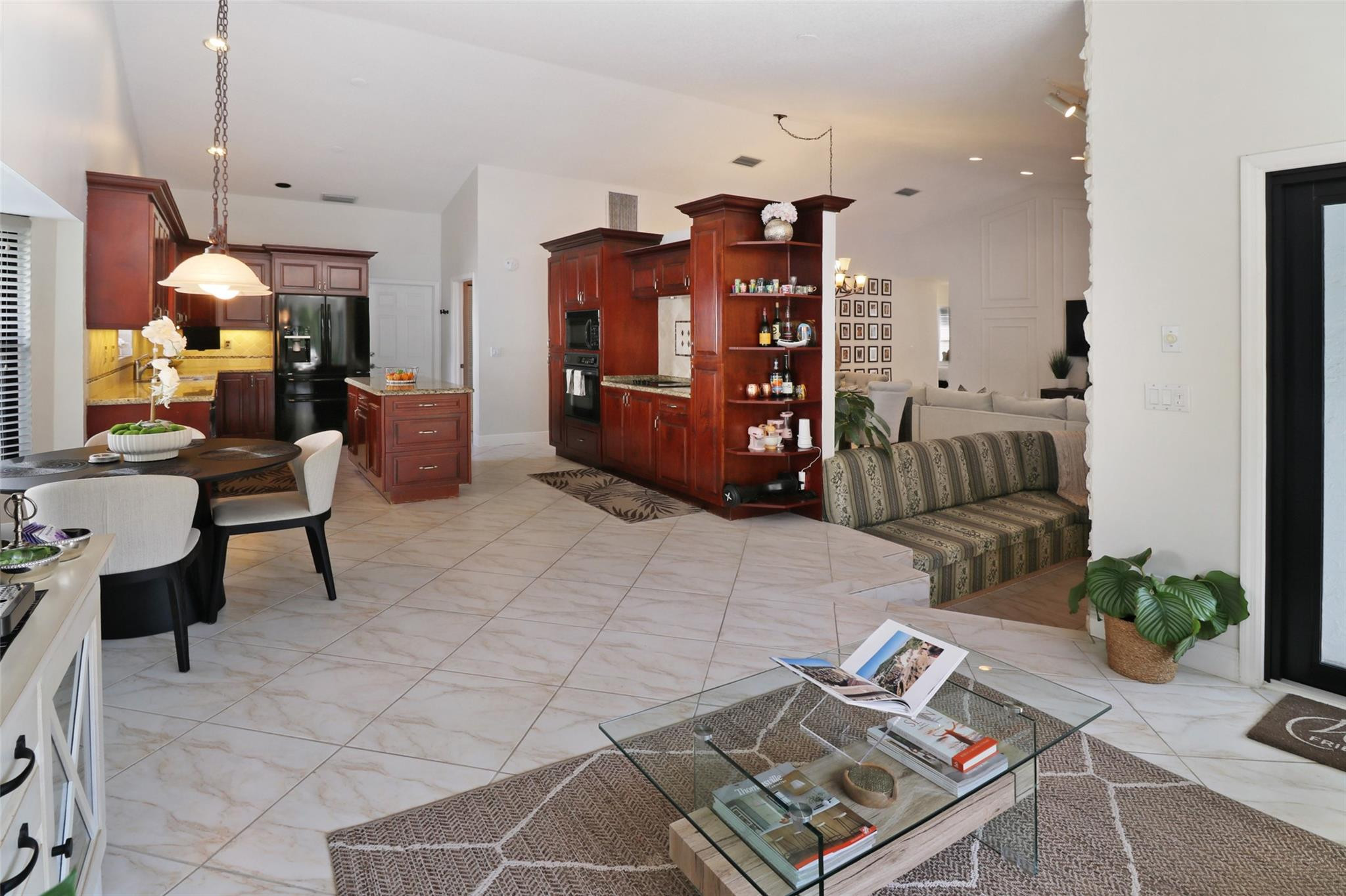 332 NW 107th Ave
