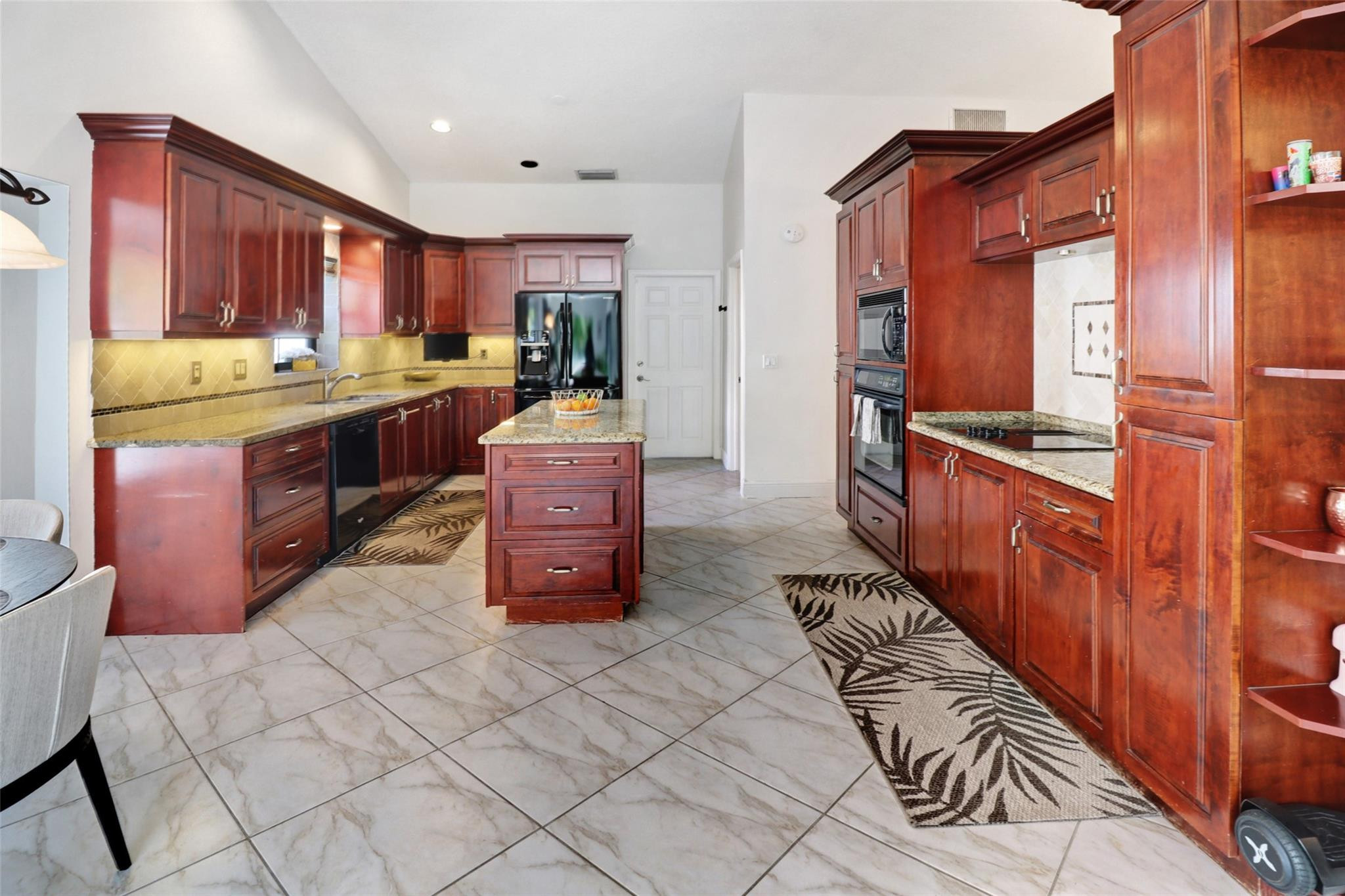 332 NW 107th Ave
