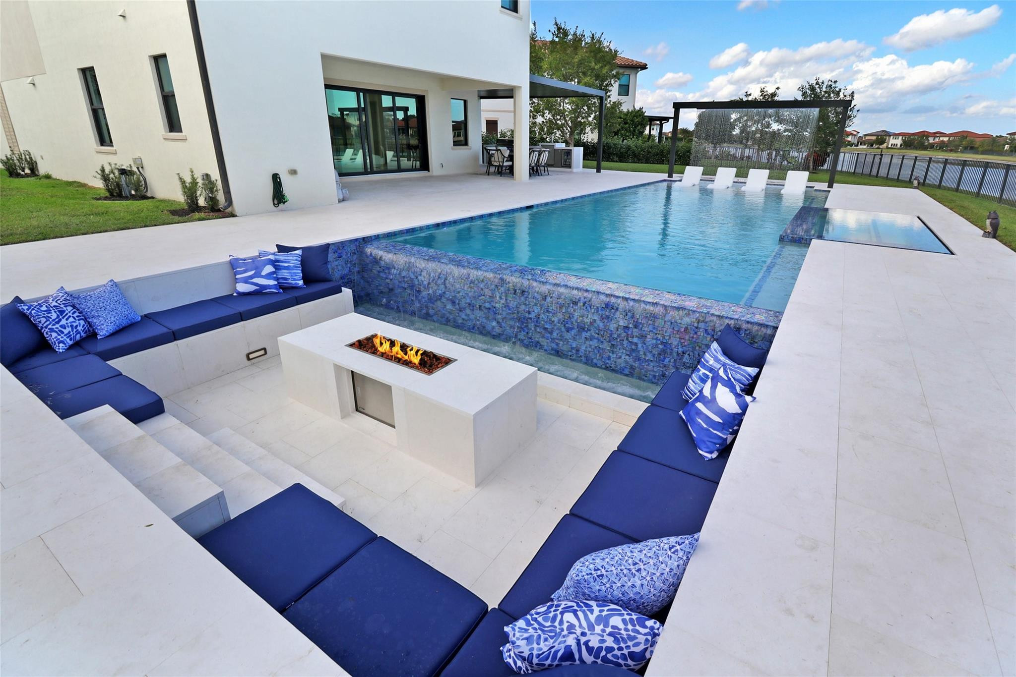 11910 Watermark Way