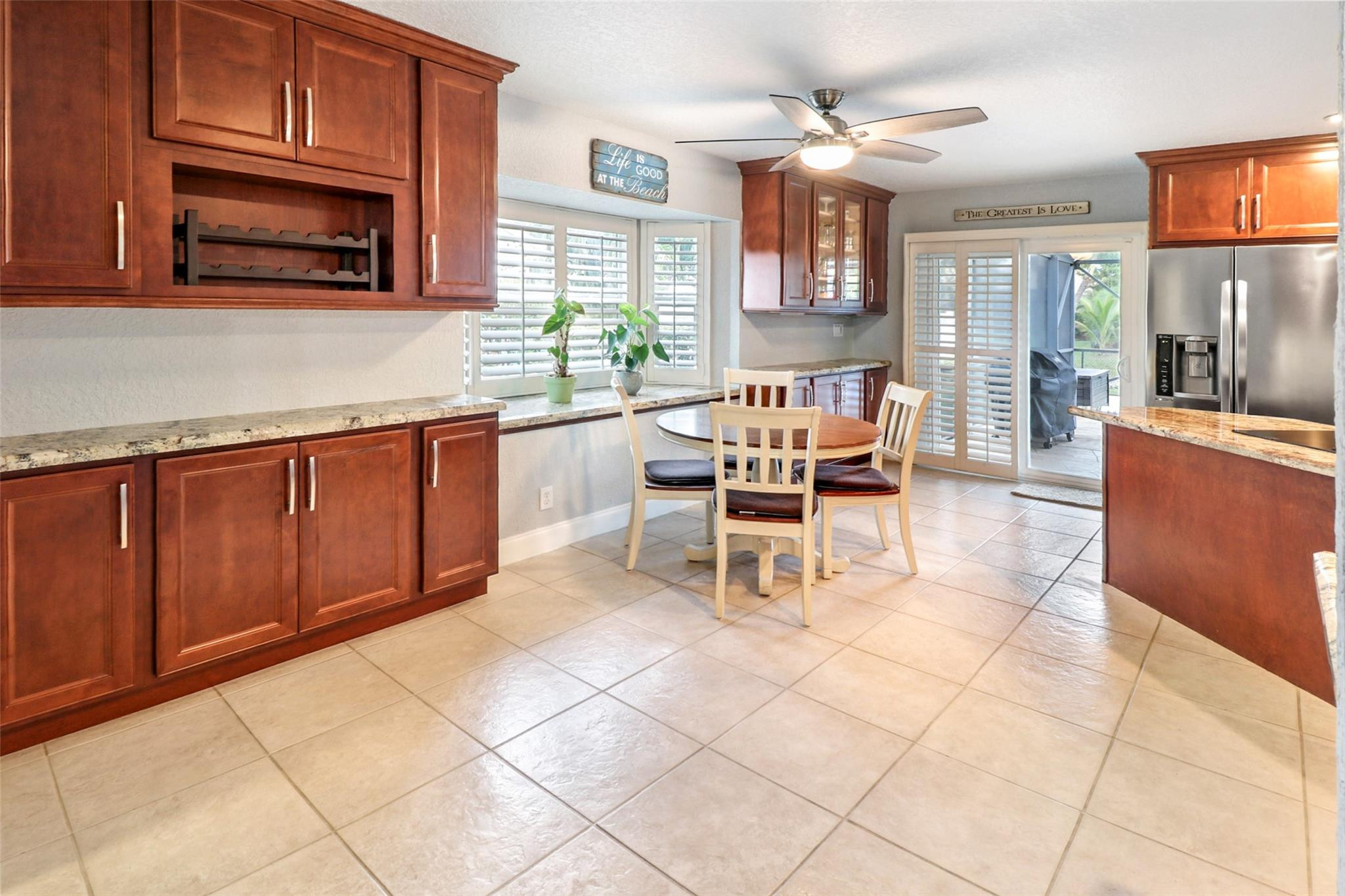 5601 NW 88th Ter