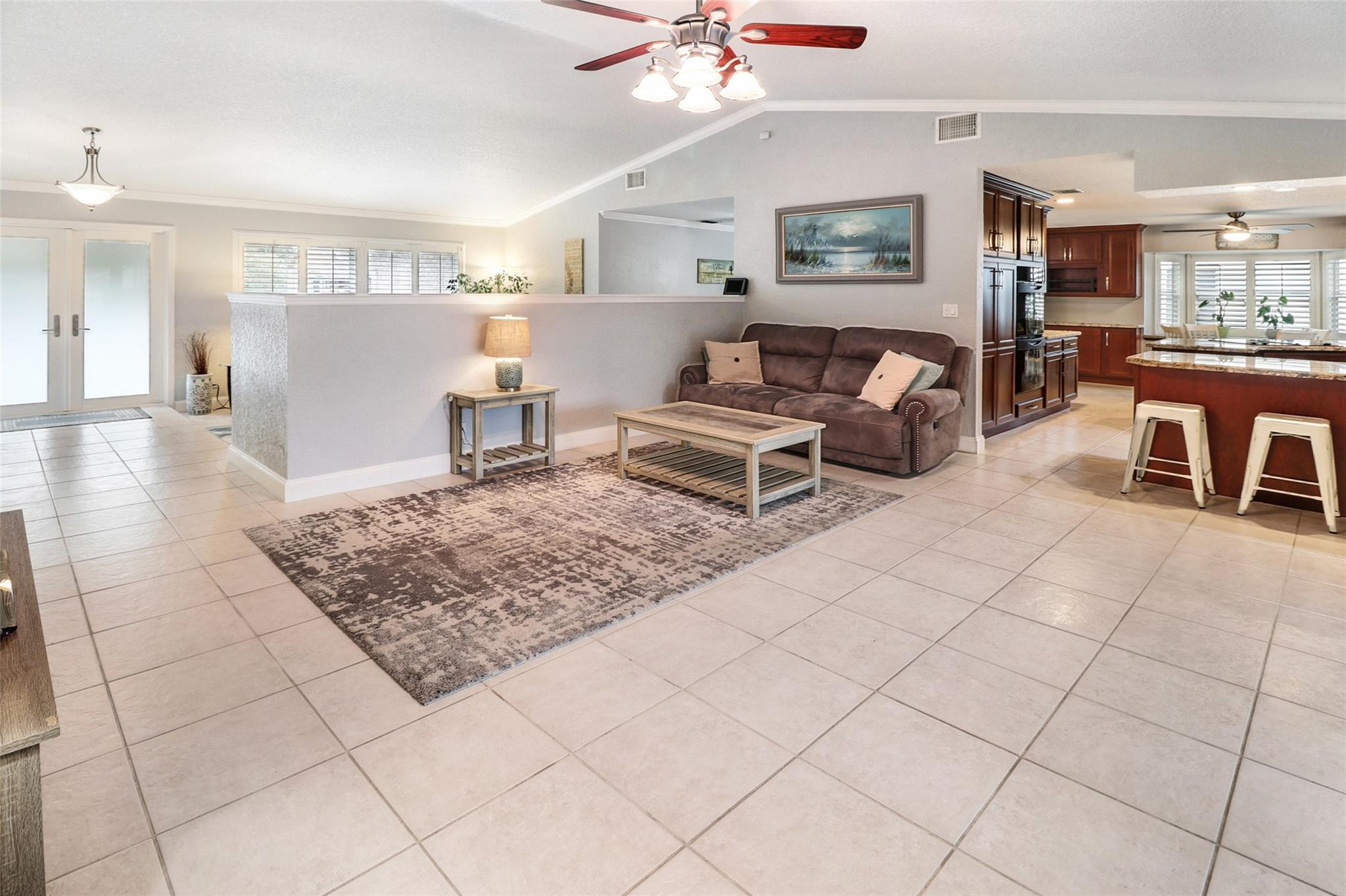 5601 NW 88th Ter