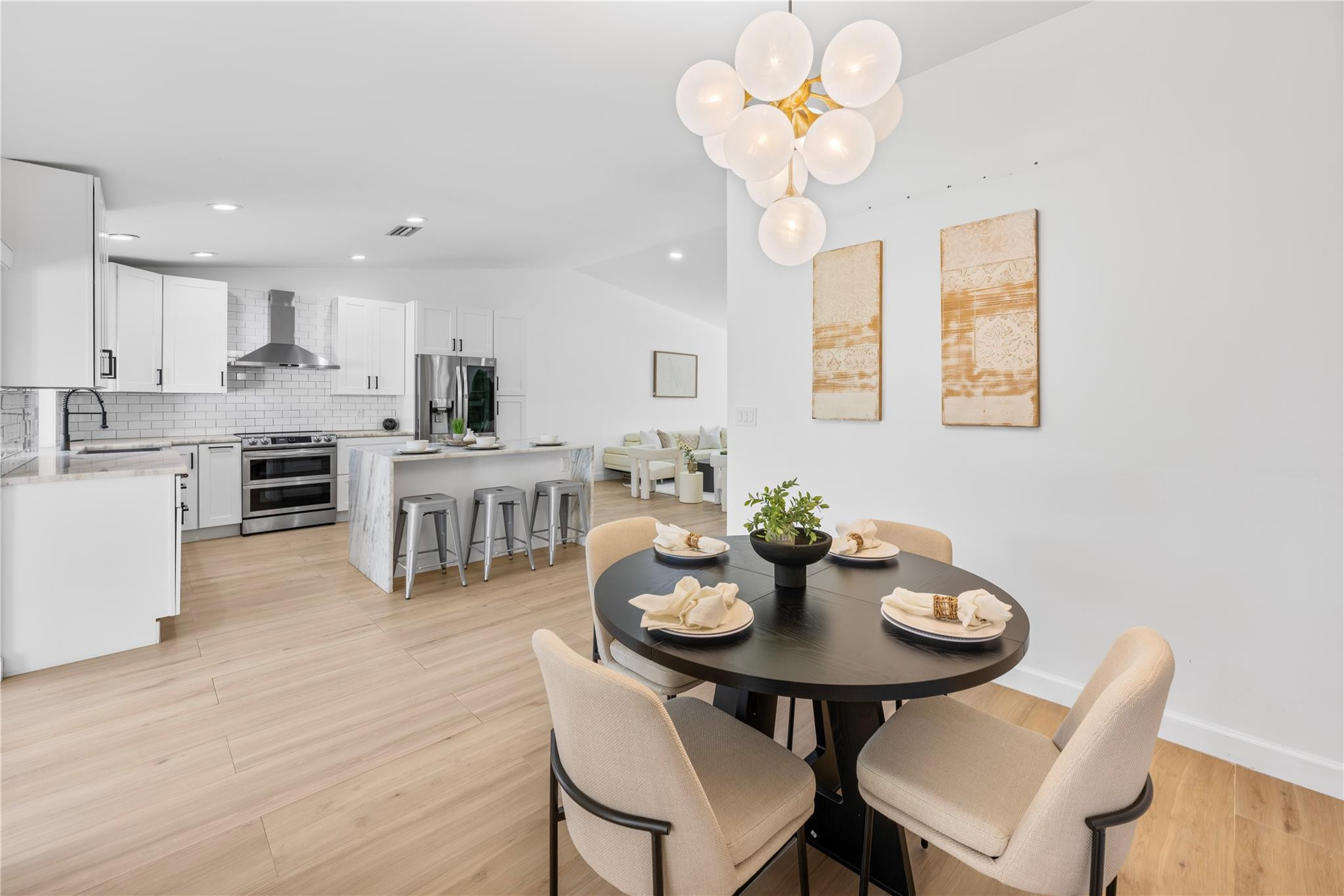 1913 NW 97th Ter
