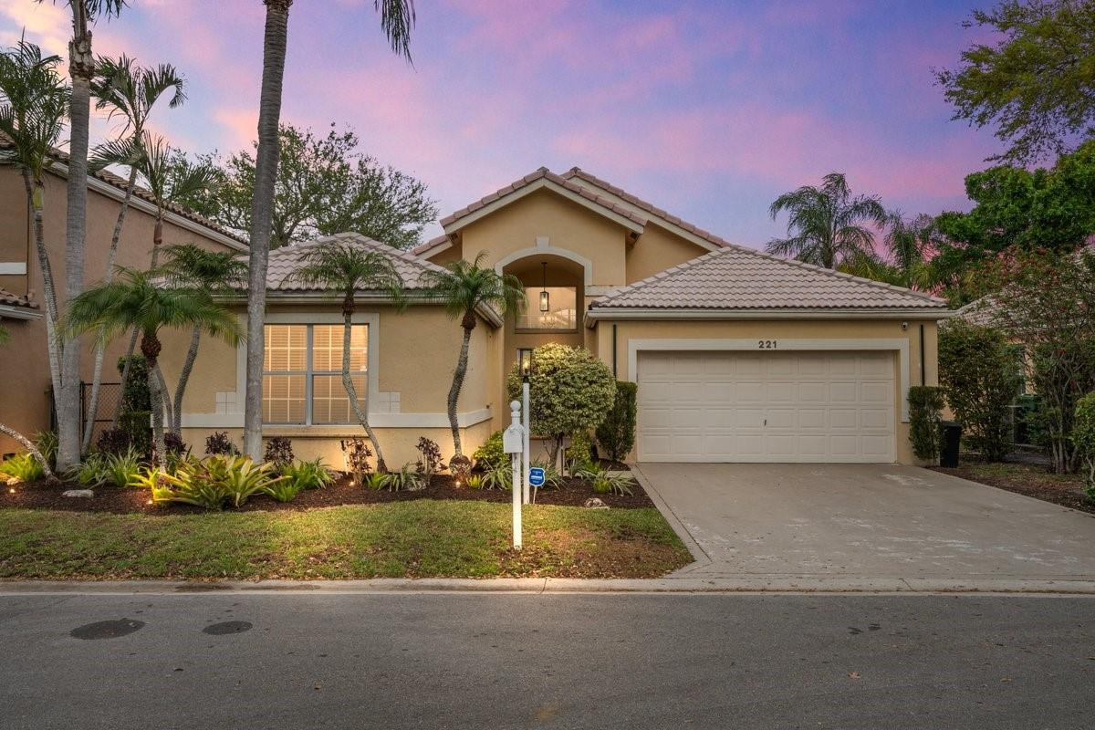 221 NW 117th Ave