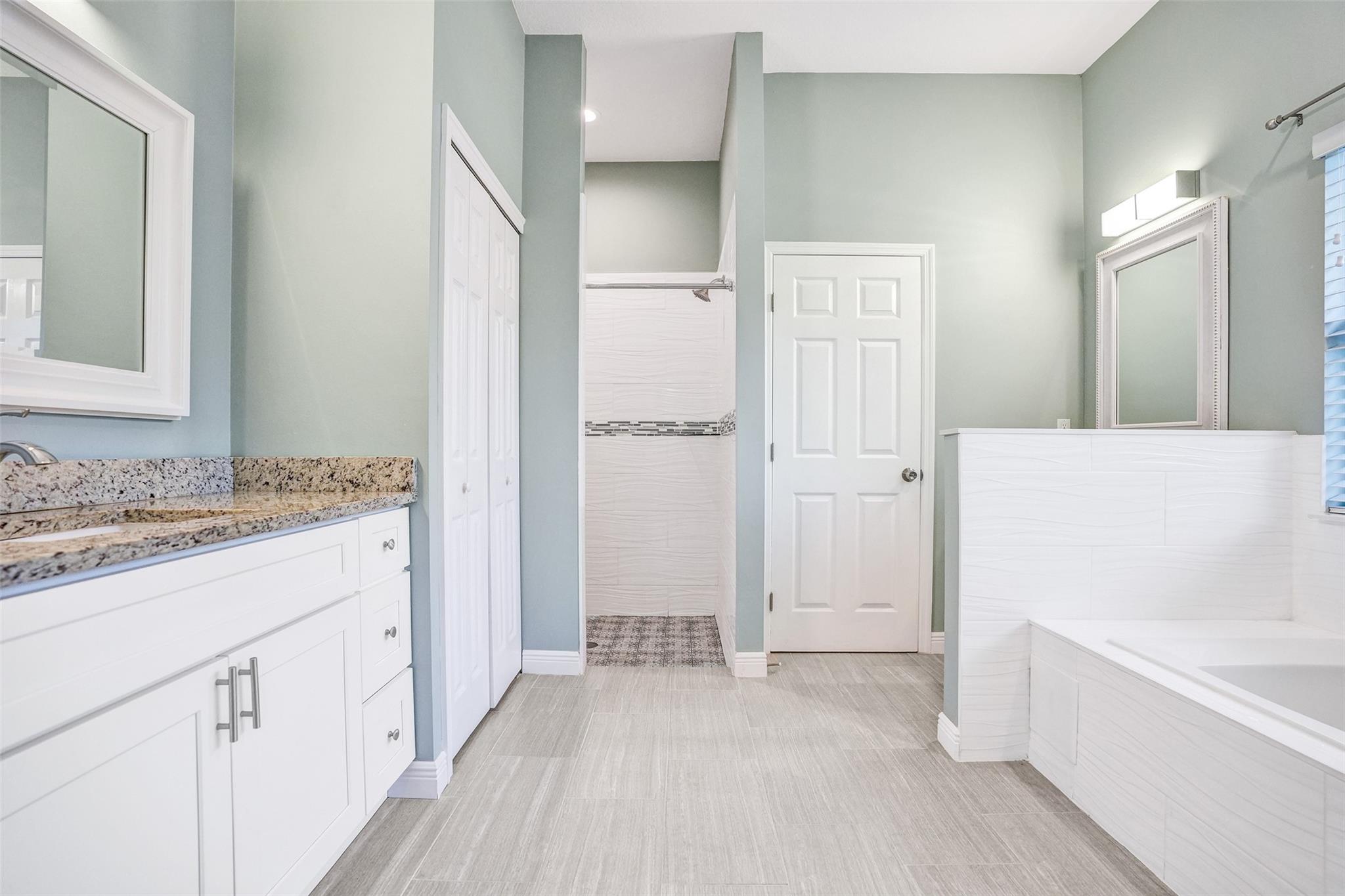 126 NW Heather Street