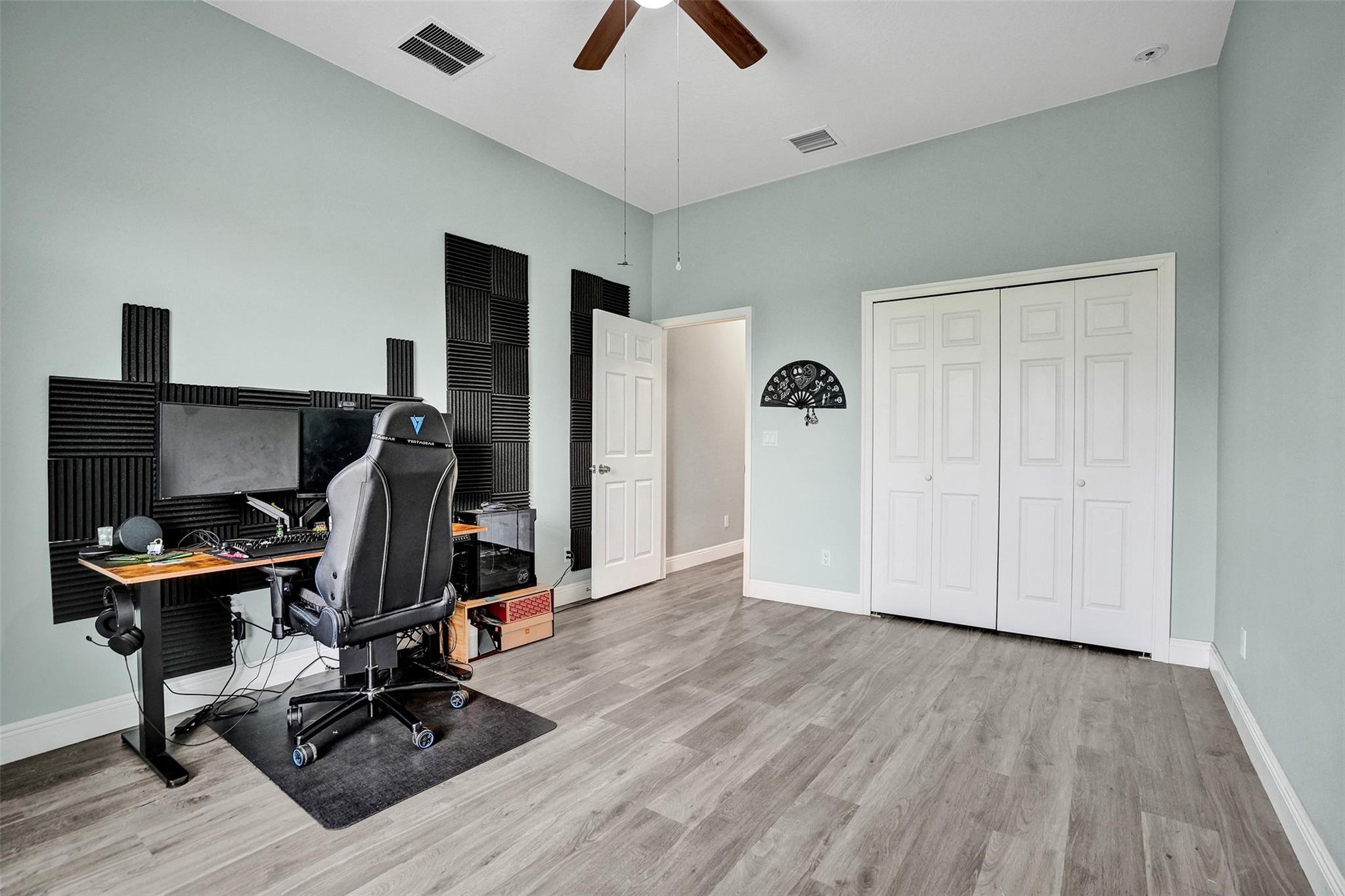 126 NW Heather Street