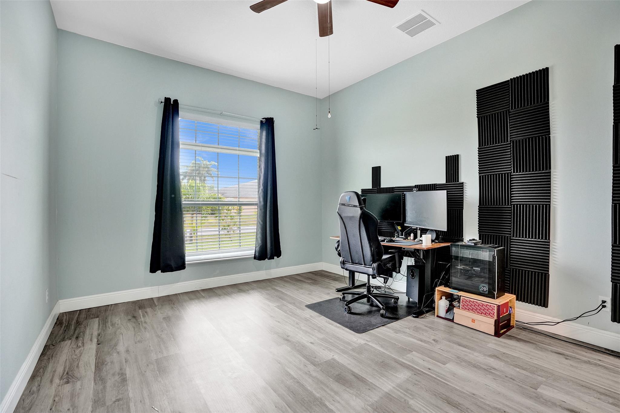 126 NW Heather Street