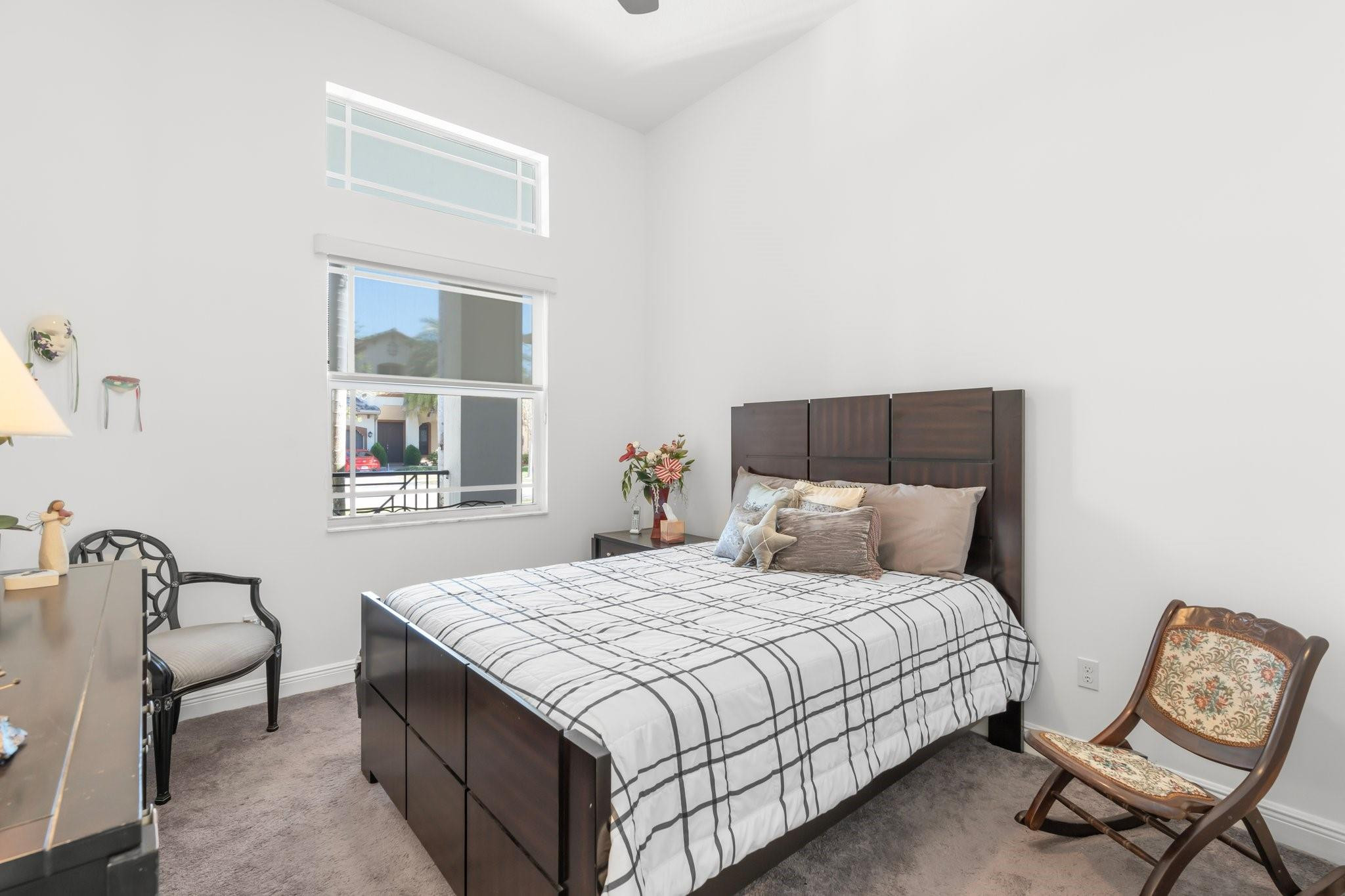 9130 Edgewater Bnd