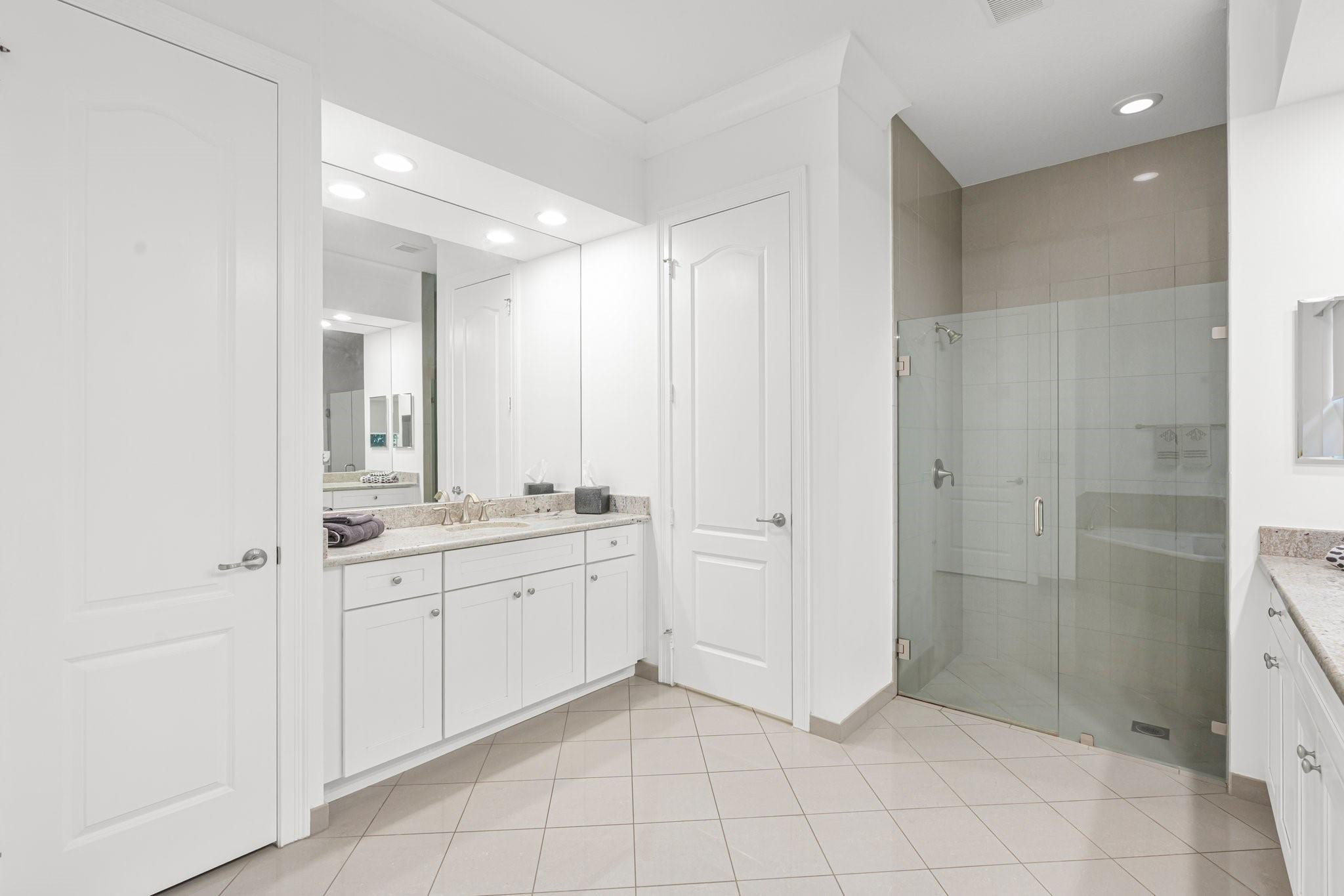 9130 Edgewater Bnd