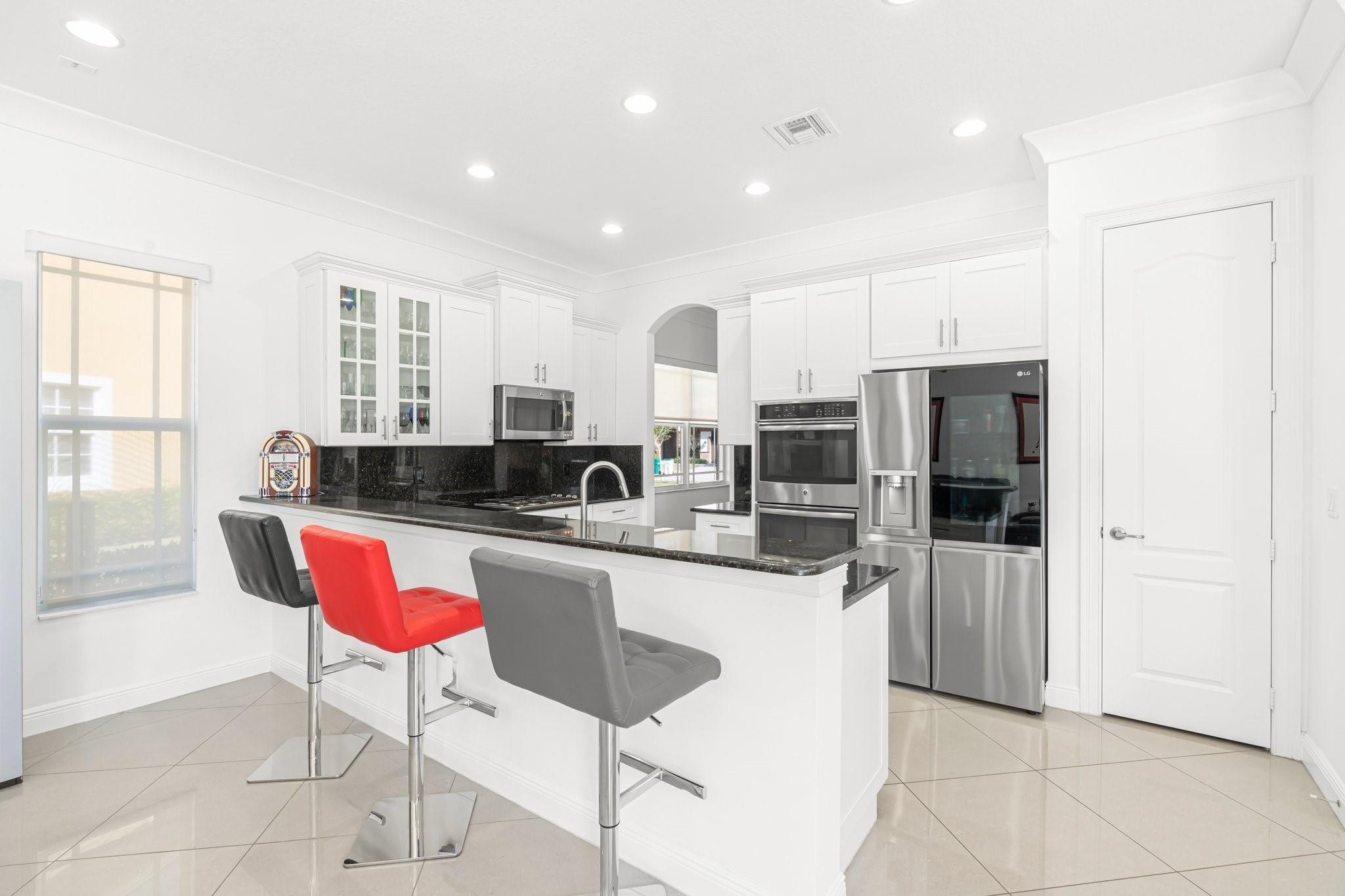 9130 Edgewater Bnd