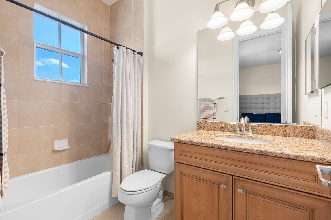 10130 Edgewater Court, Parkland