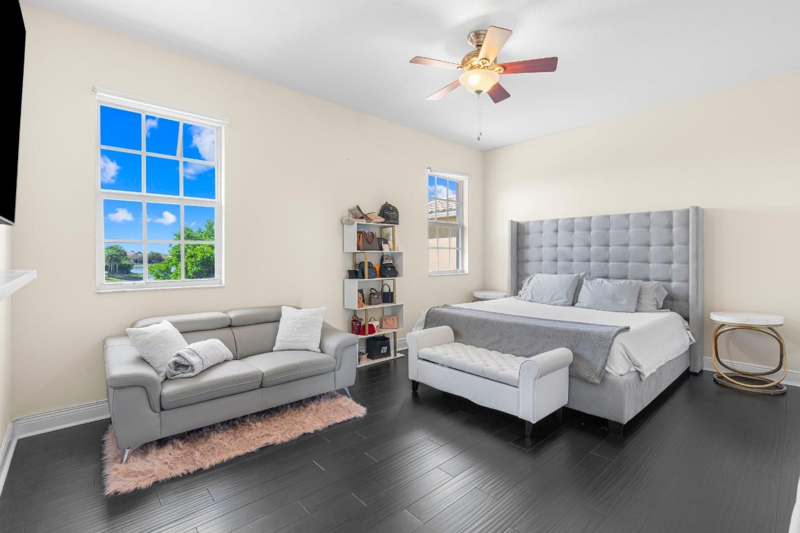 10130 Edgewater Court, Parkland