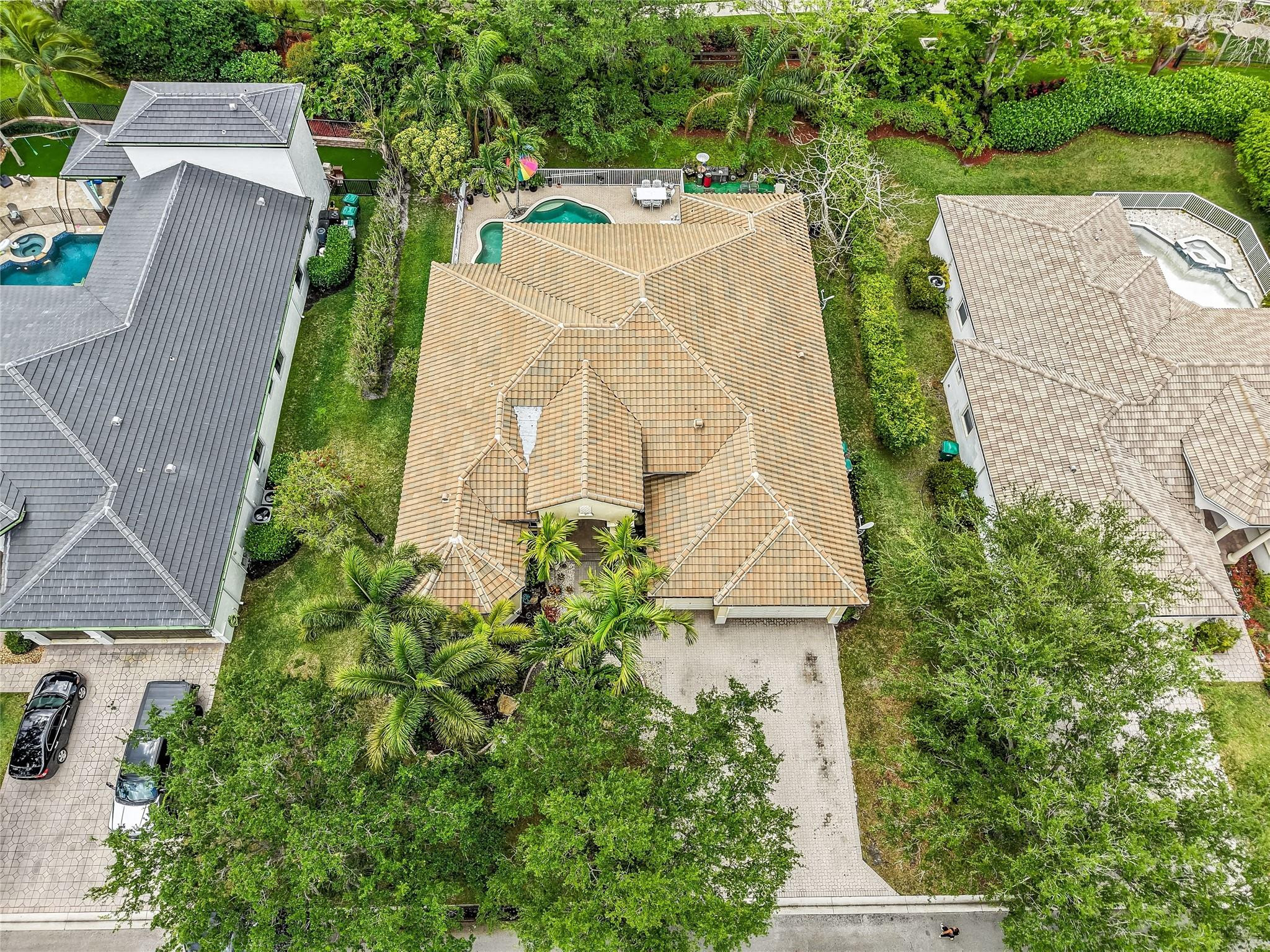 6543 NW 105th Ter