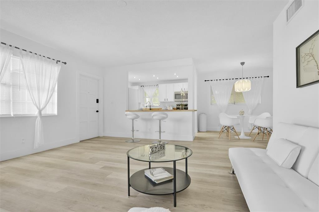 4111 NE 21st Way 201