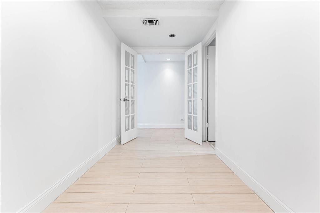 1800 NE 114th St 2301