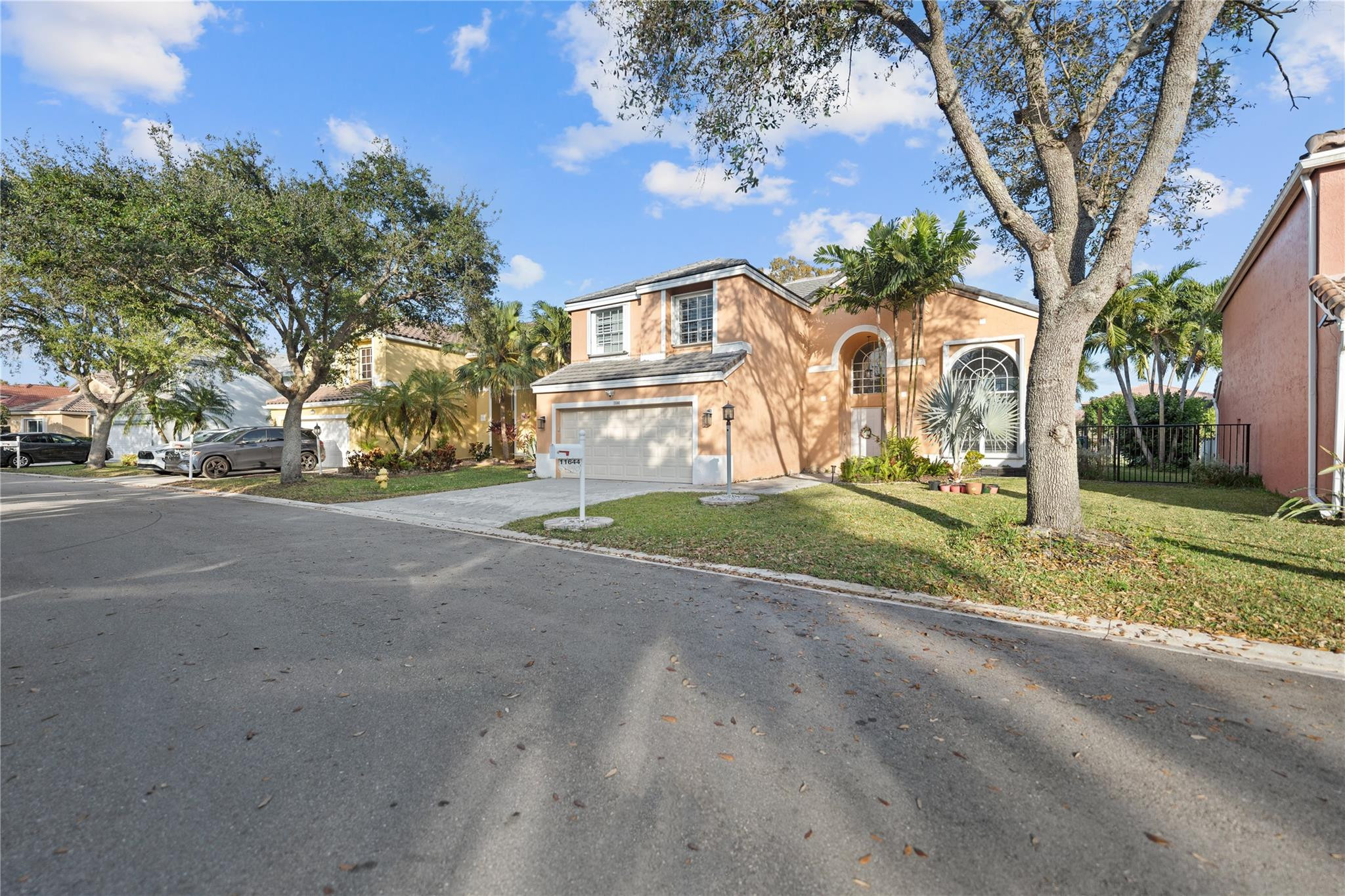 11644 NW 2nd Dr