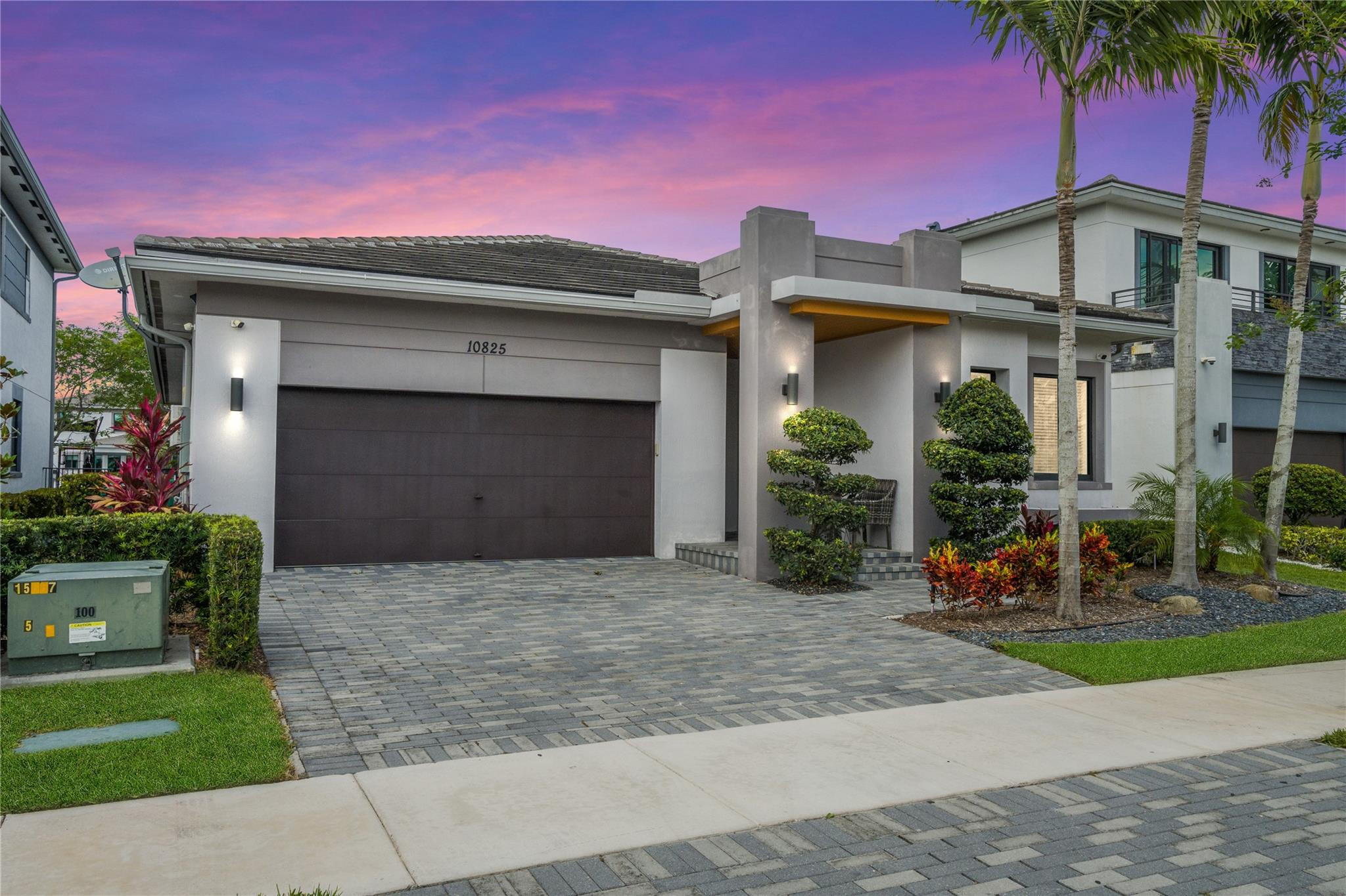 10825 Pacifica Way