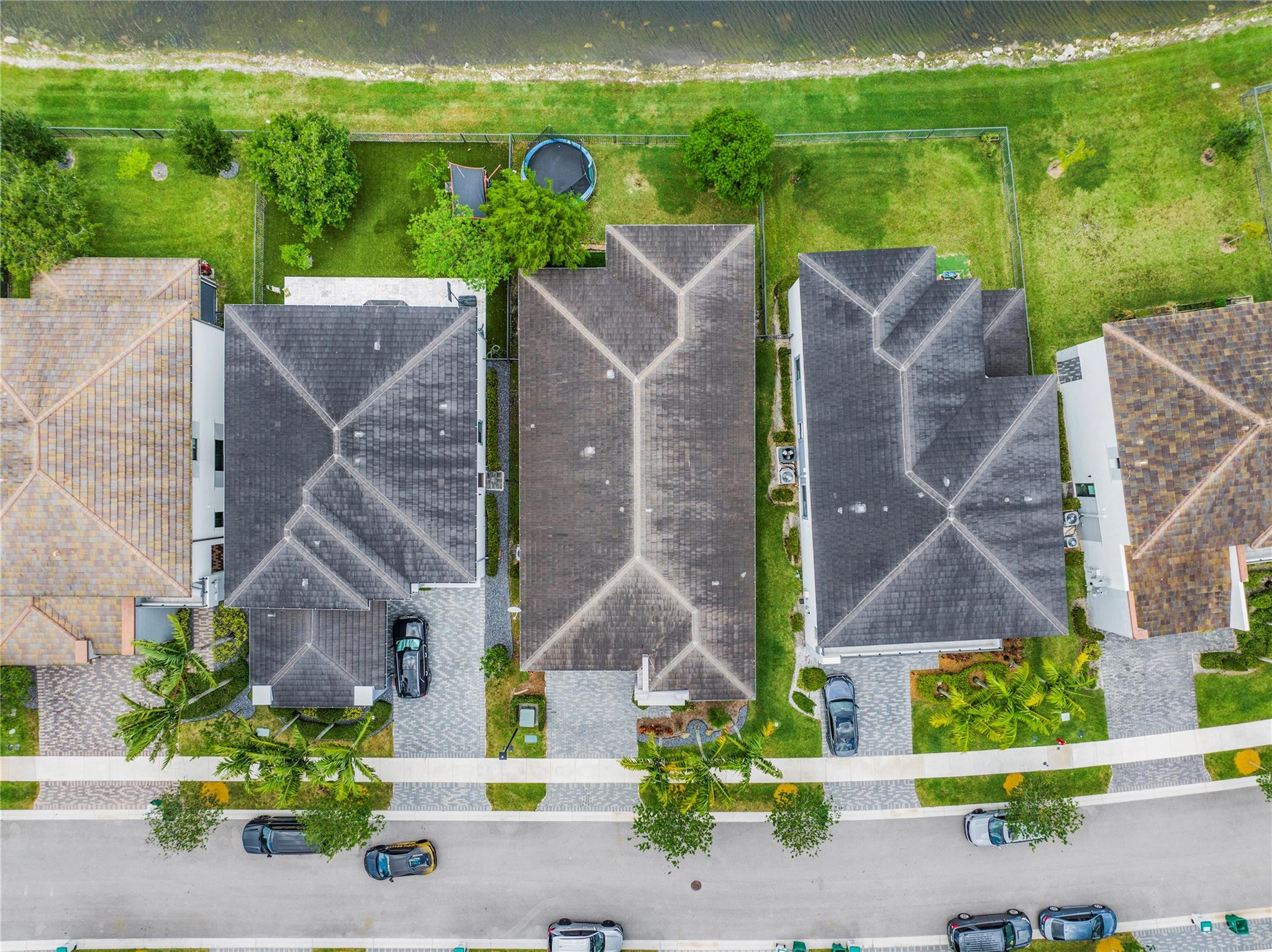 10825 Pacifica Way