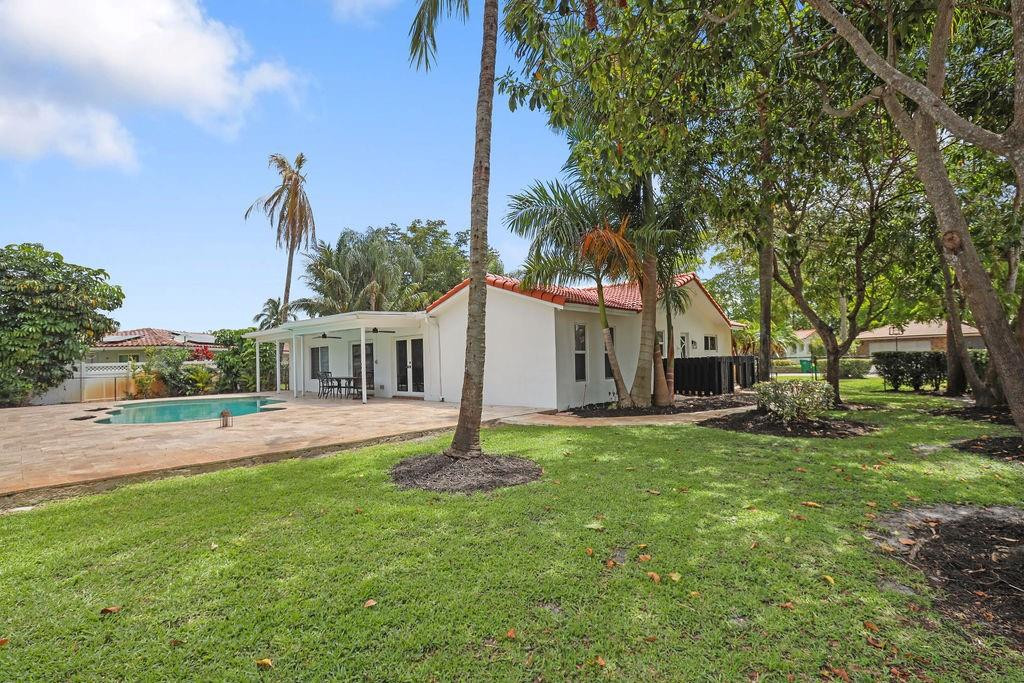 10350 NW 42nd Dr