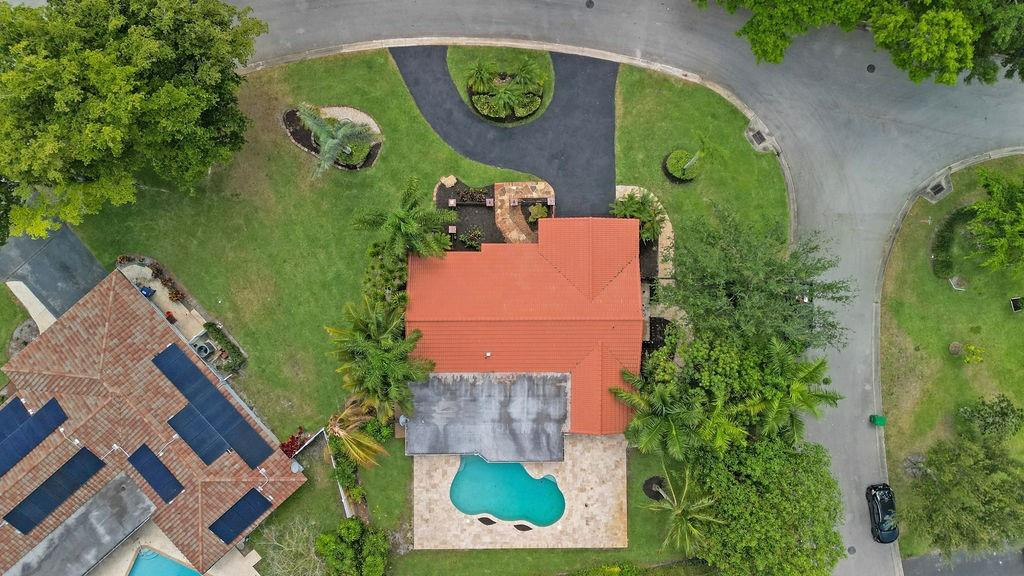 10350 NW 42nd Dr
