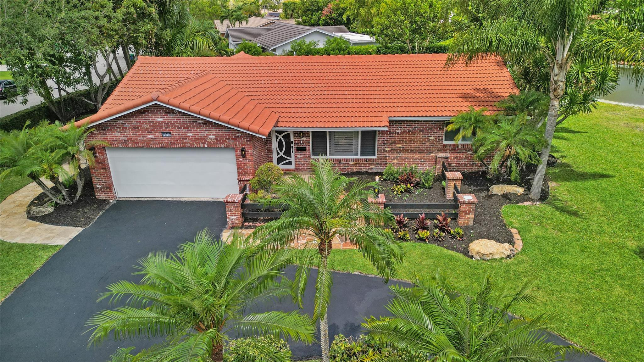 10350 NW 42nd Dr