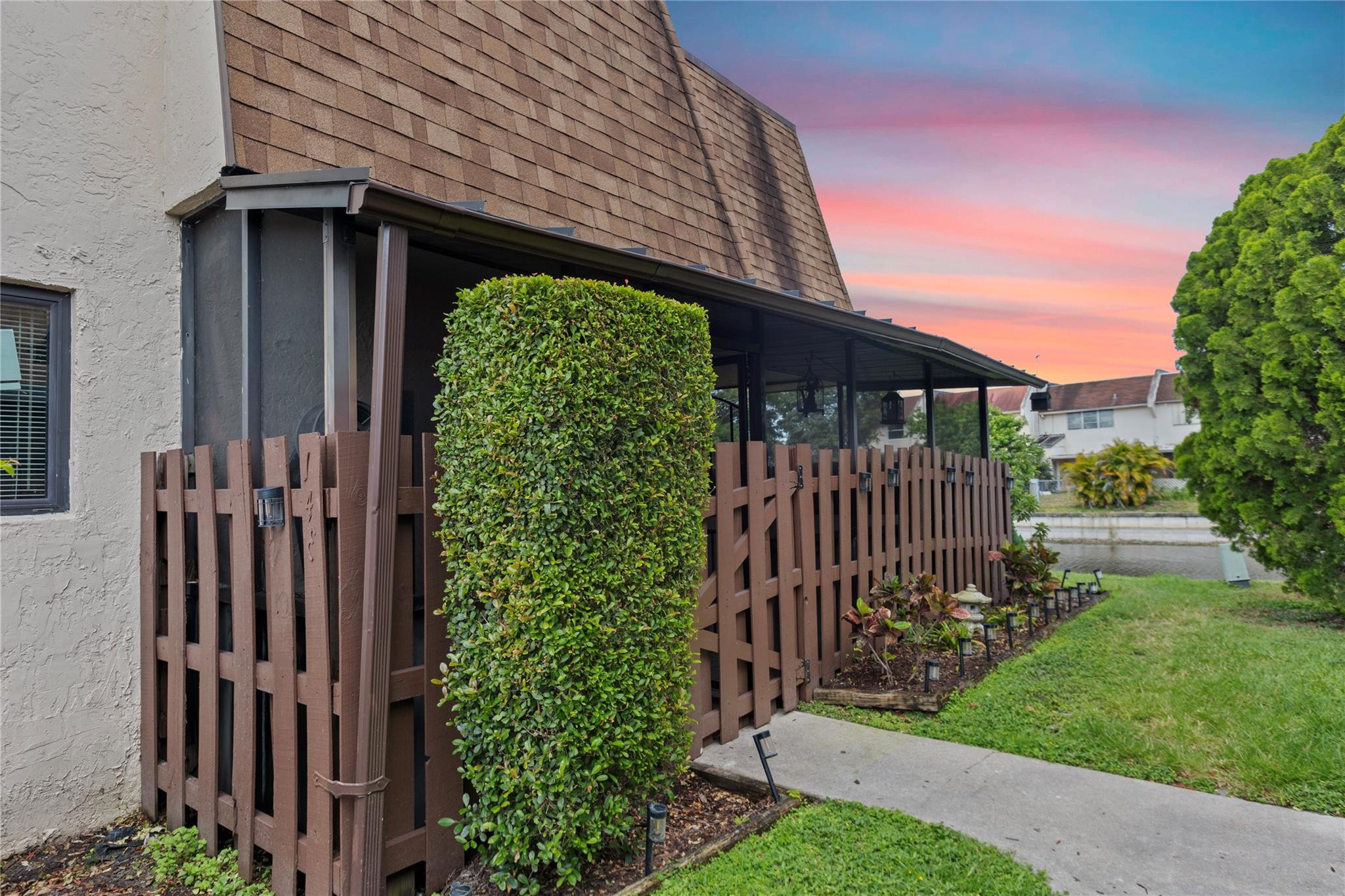 143 San Remo Blvd 143