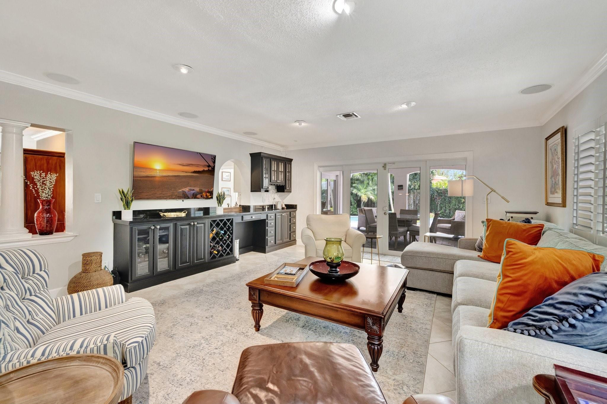 2601 NE 27th Terrace