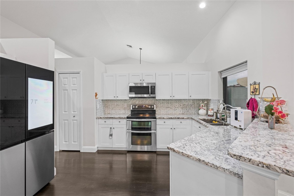 20368 Hacienda Ct
