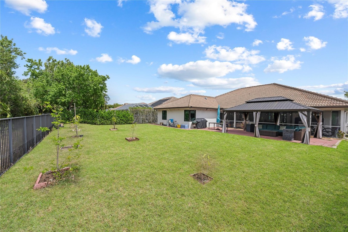 20368 Hacienda Ct