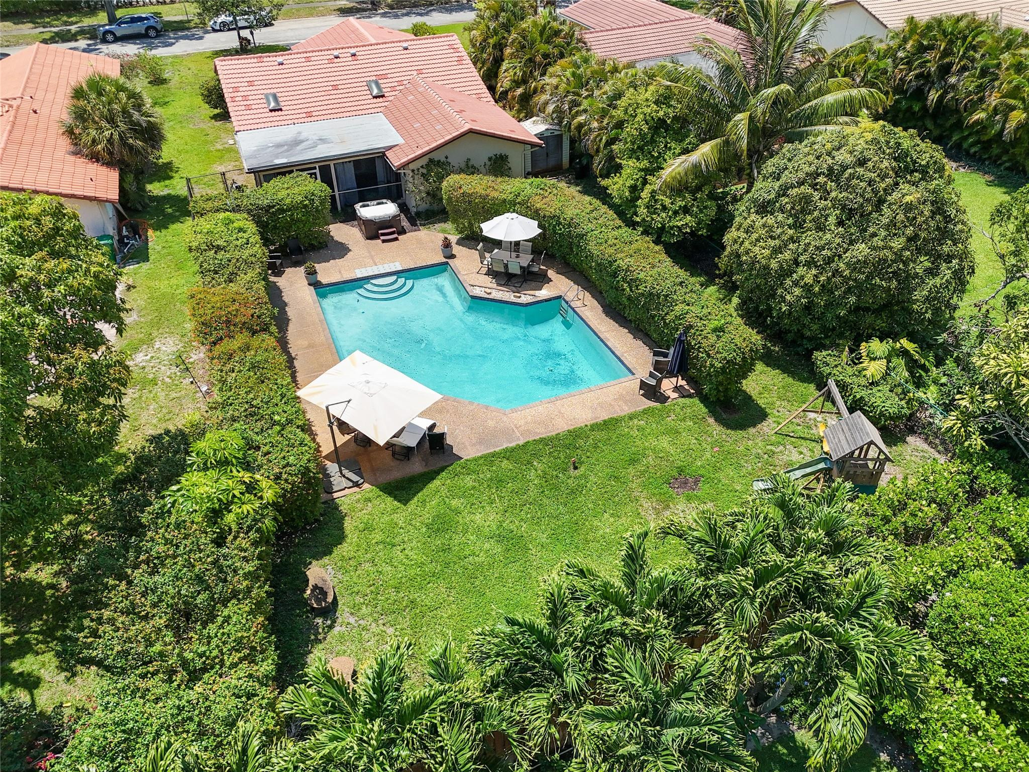 877 NW 87th Ave