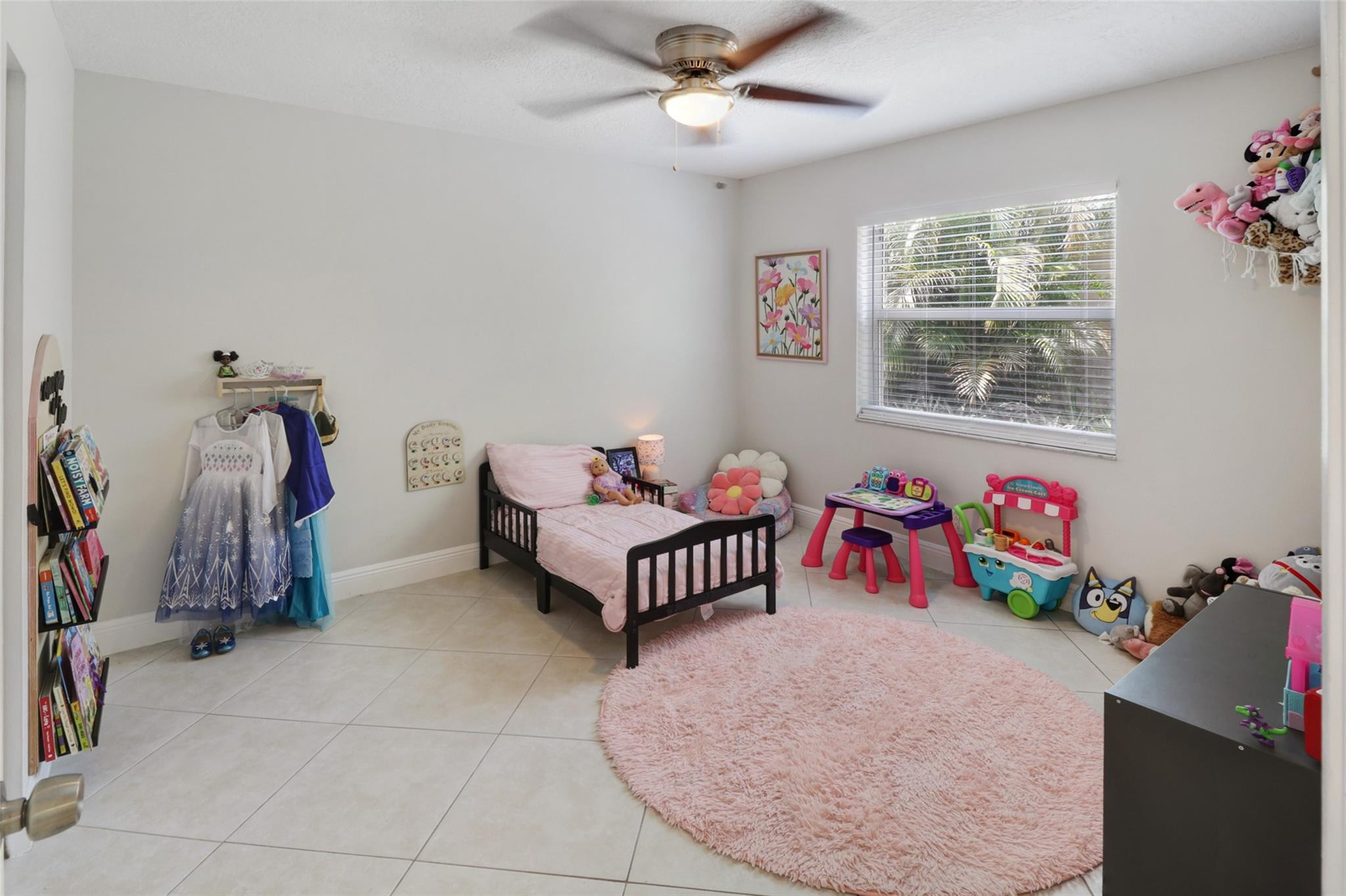 877 NW 87th Ave