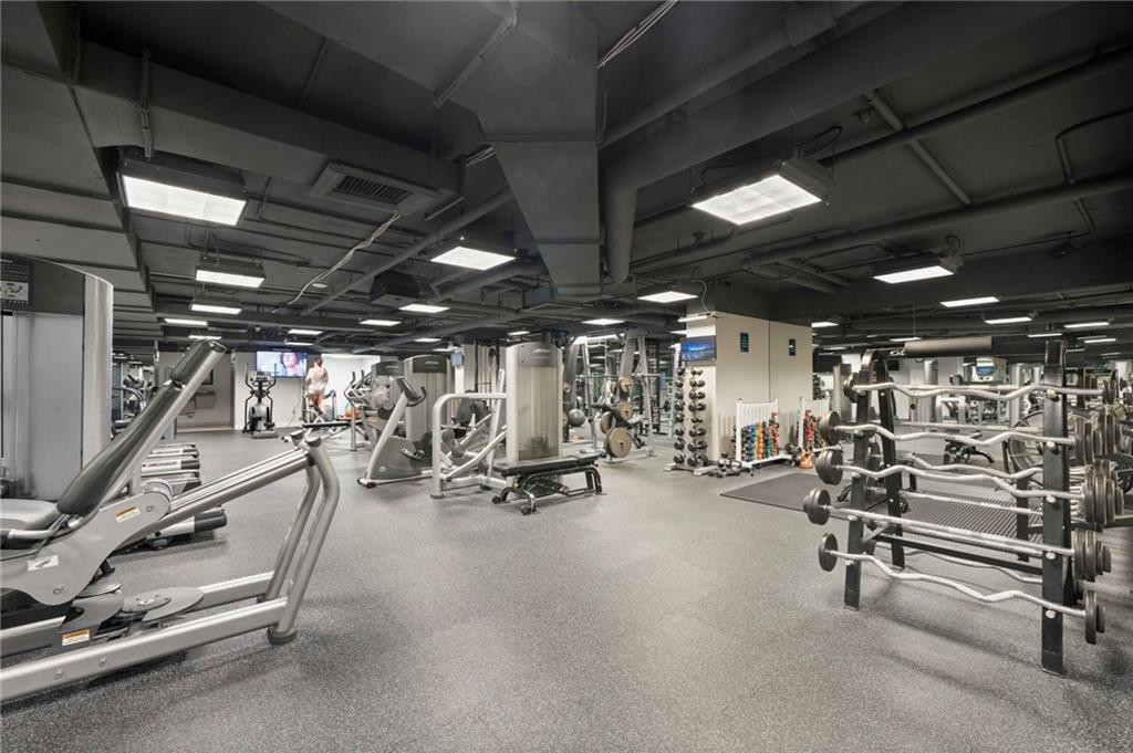 3020 NE 32nd Ave 704