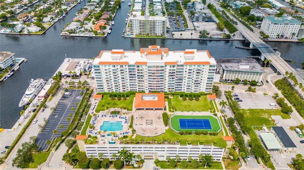 3020 NE 32nd Ave 704