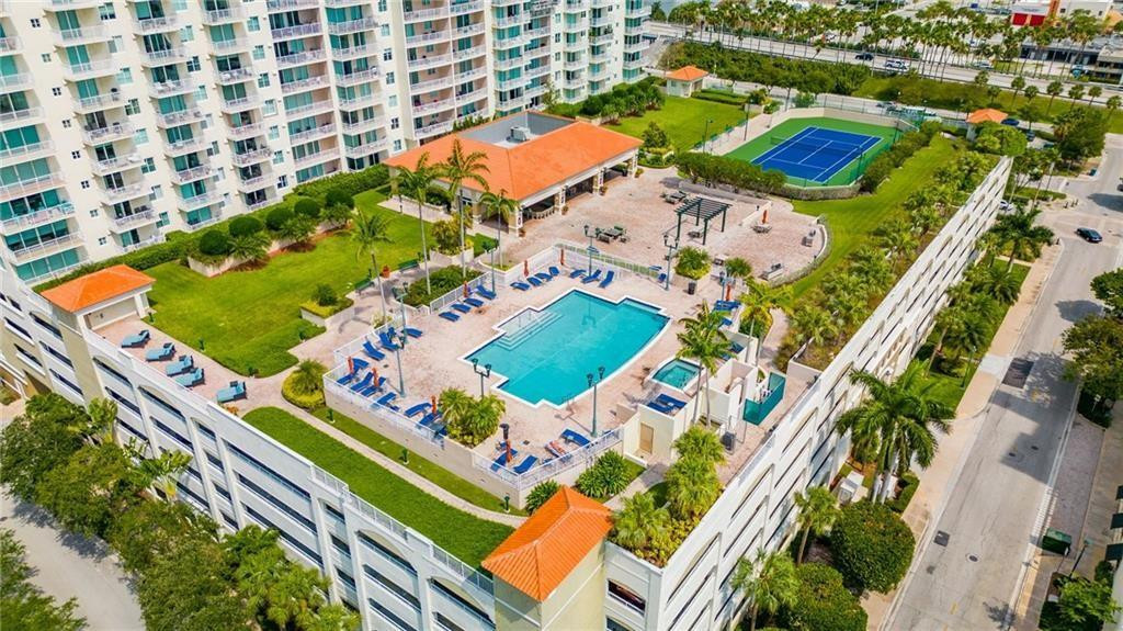 3020 NE 32nd Ave 704