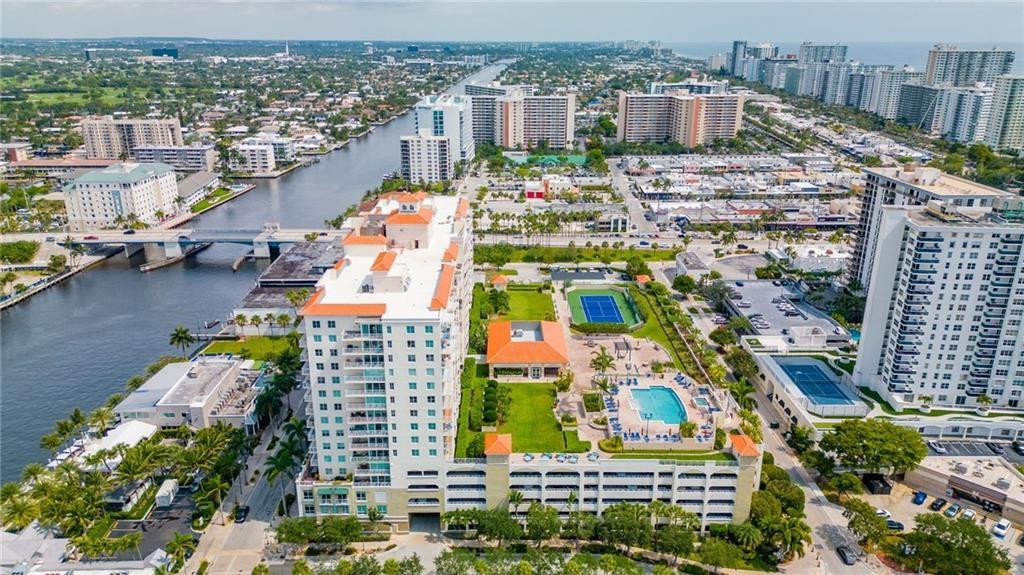 3020 NE 32nd Ave 704