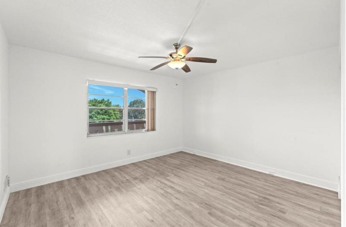 2304 Lucaya Ln B4