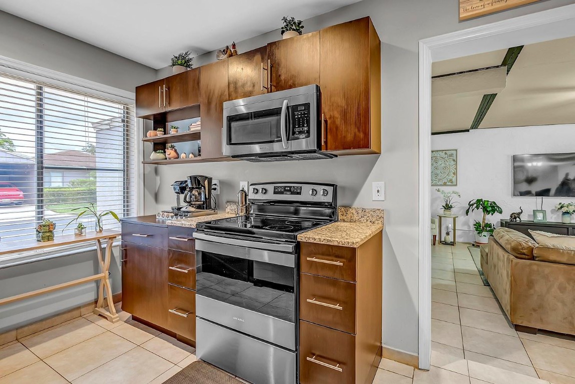 14702 Wildflower Lane 14702