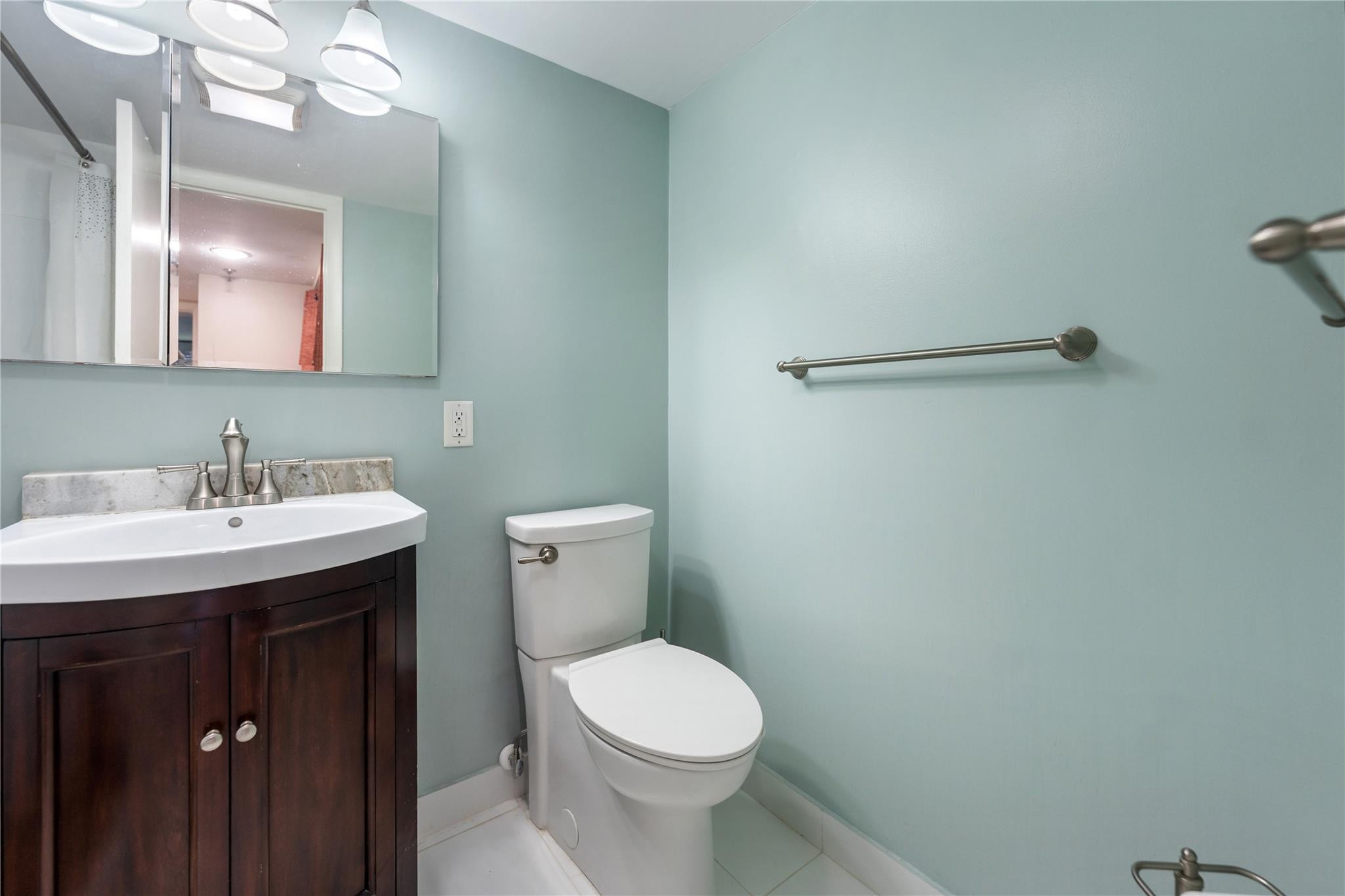 2900 NE 14th Street Cswy 503