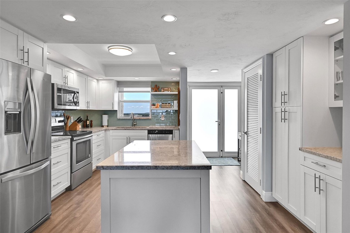 328 N Ocean Blvd PH 2