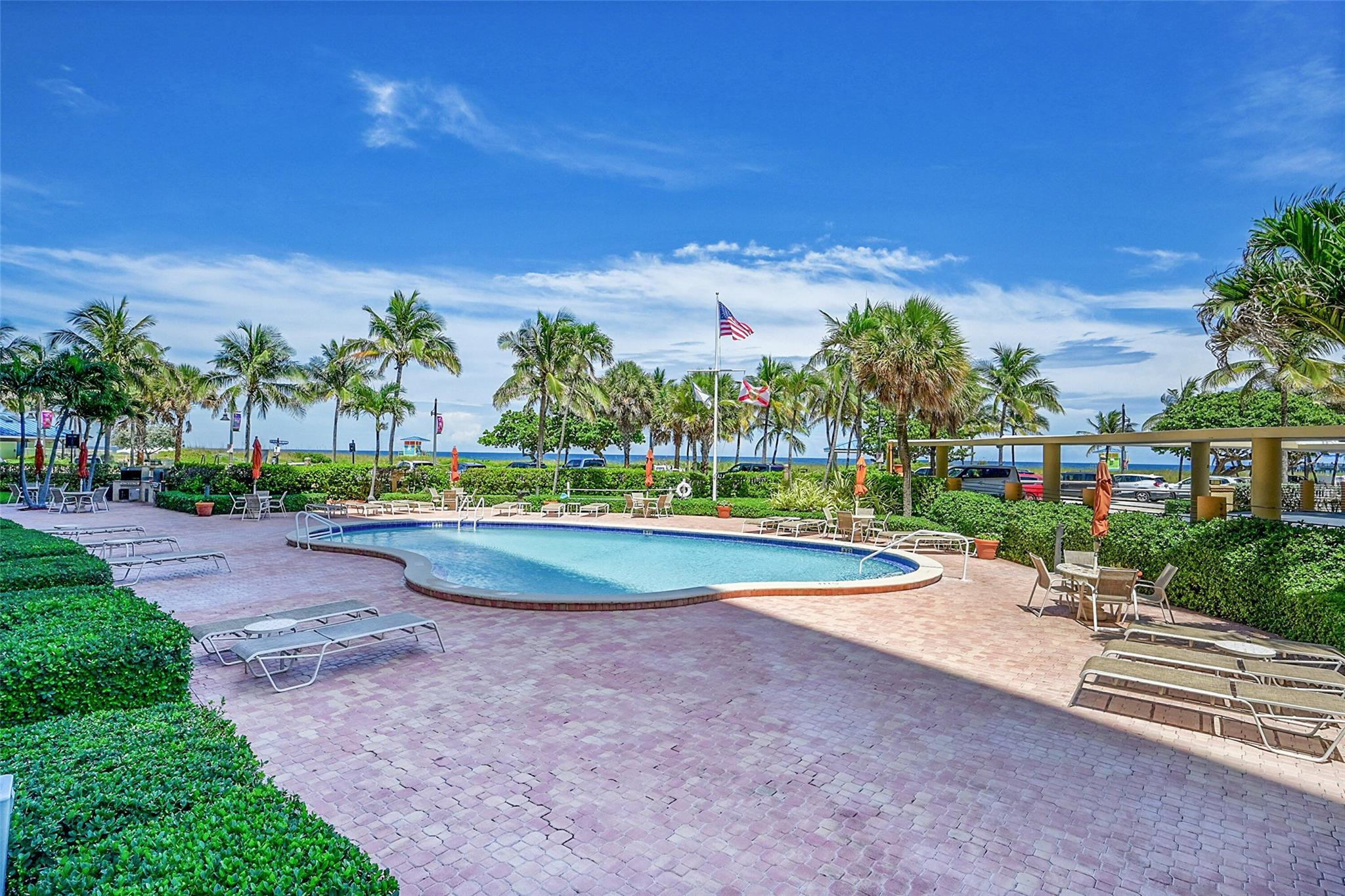 328 N Ocean Blvd PH 2